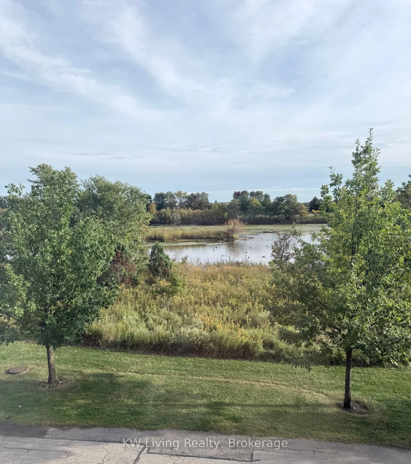 Photo 2 of 39 Oakmoor Lane, Markham, Cornell — HOMEH