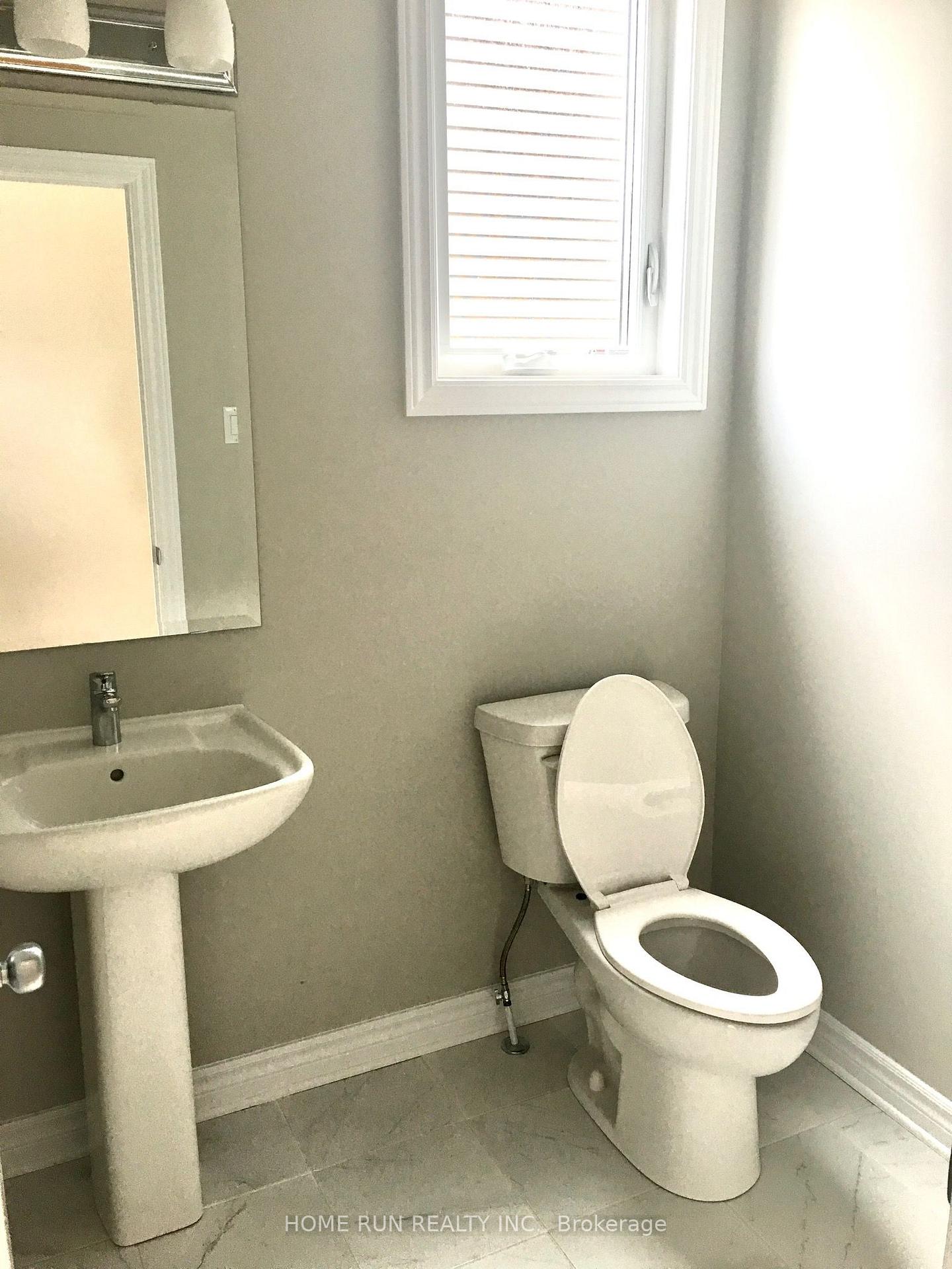 Photo 3 of 227 Bandelier Way, Ottawa, Stittsville (North) — HOMEH