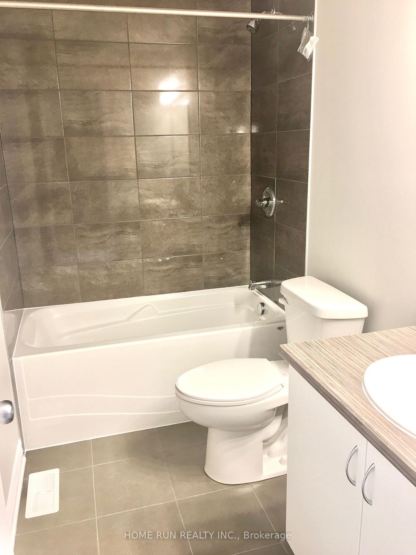 Photo 8 of 227 Bandelier Way, Ottawa, Stittsville (North) — HOMEH