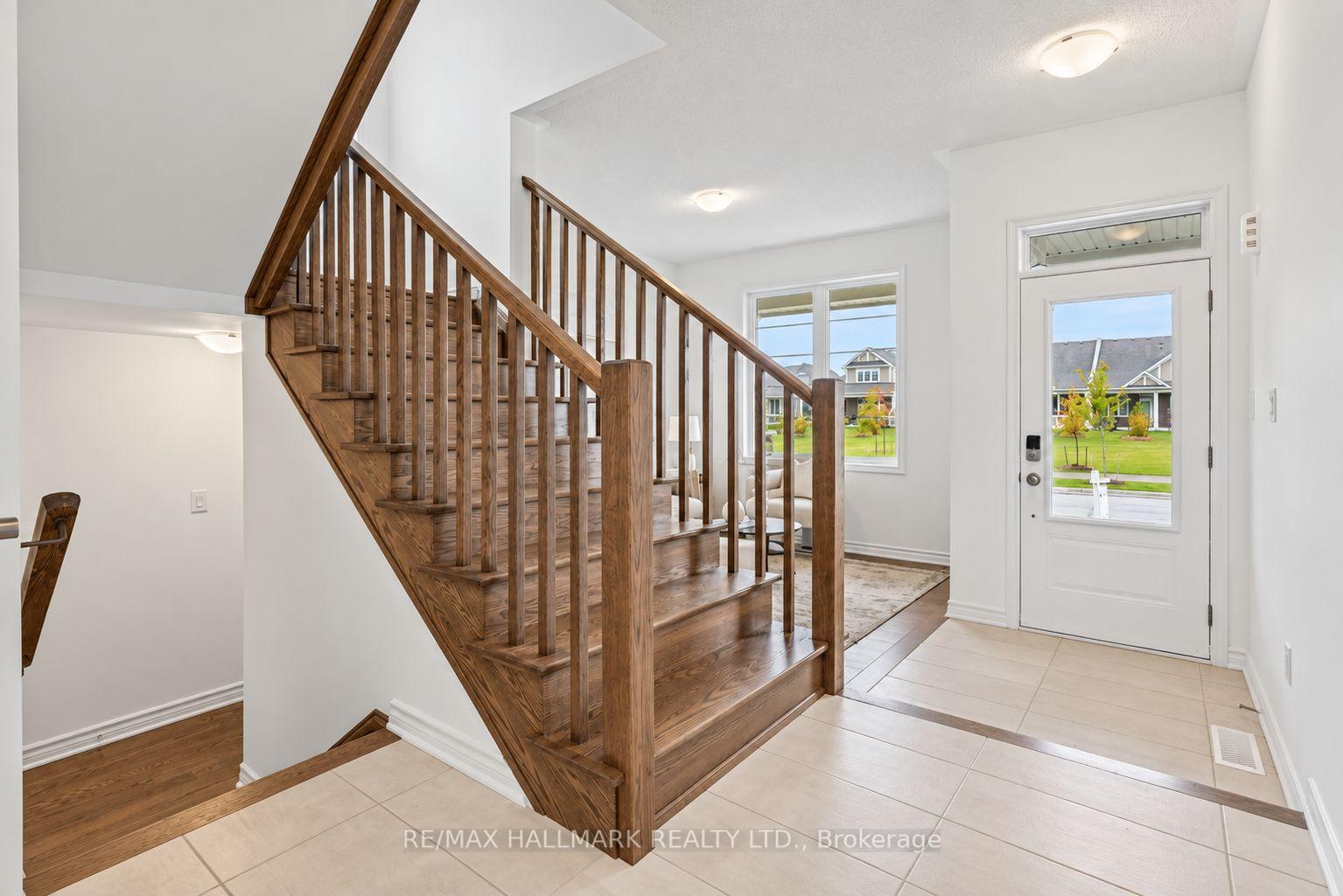 Photo 7 of 3113 Ireton Street, Innisfil, Rural Innisfil — HOMEH
