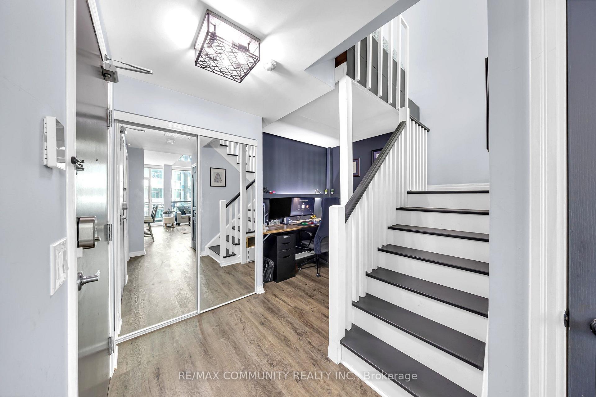 Photo 6 of Unit 2901, 223 Webb Drive, Mississauga, City Centre — HOMEH