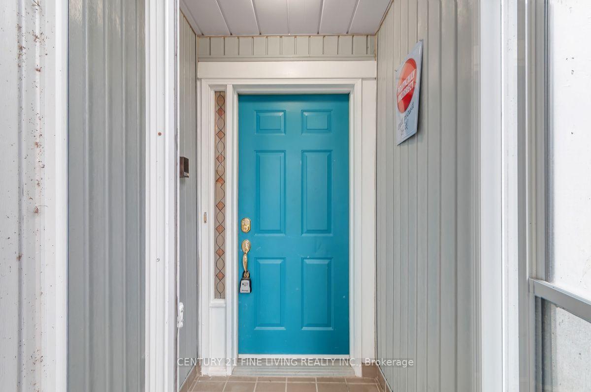 Photo 5 of Unit 2, 30 Laguna Parkway, Ramara, Rural Ramara — HOMEH