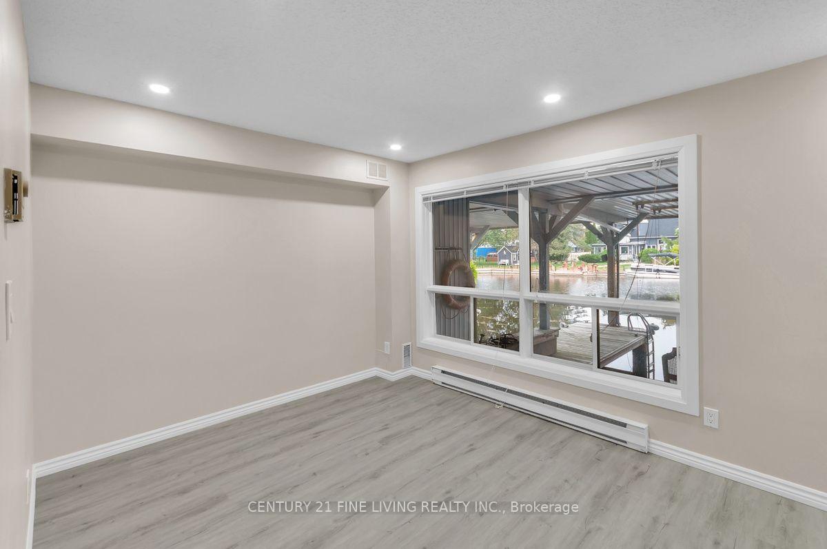 Photo 10 of Unit 2, 30 Laguna Parkway, Ramara, Rural Ramara — HOMEH