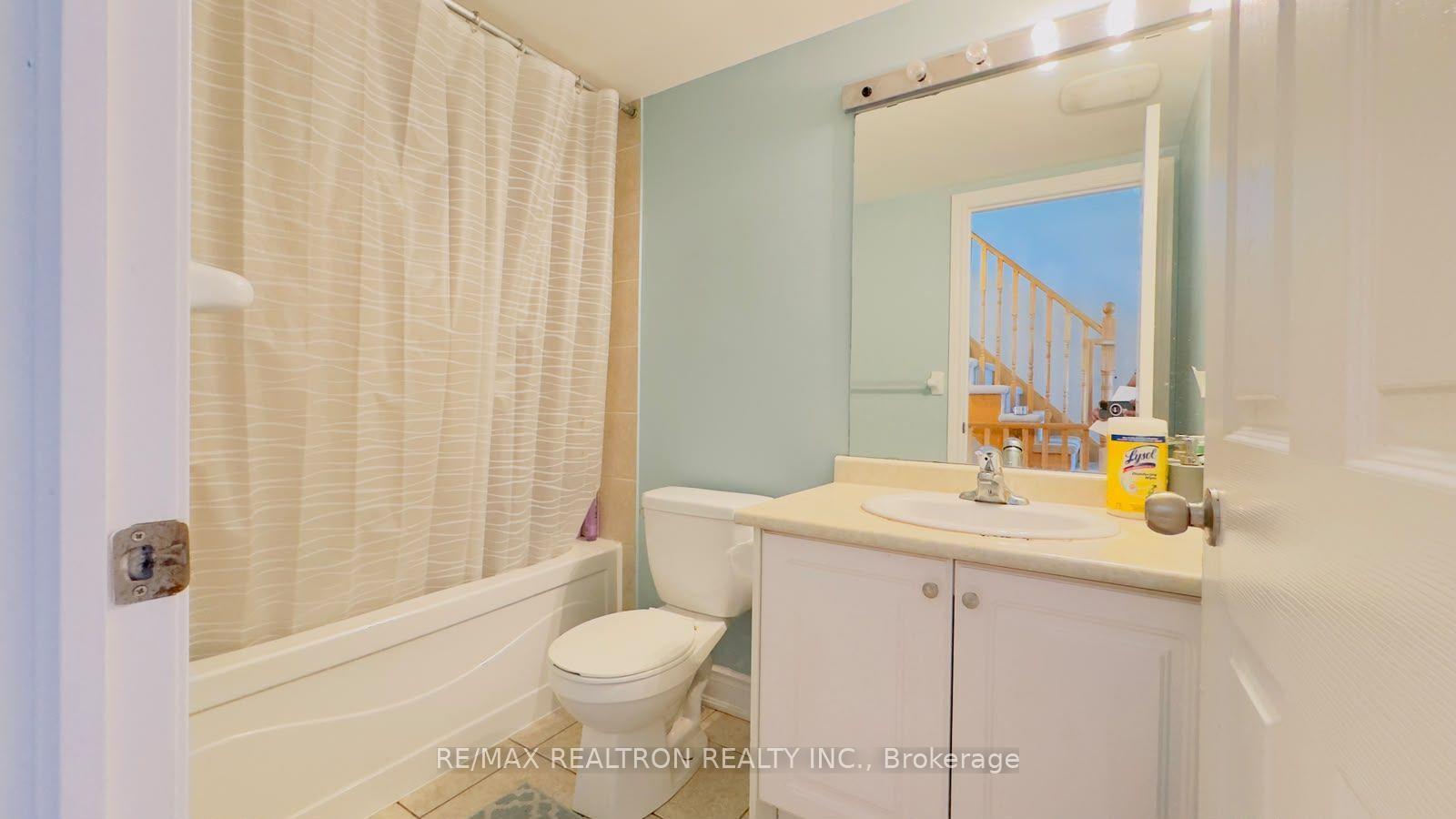 Photo 14 of 17D Hobden Place, Etobicoke, Willowridge-Martingrove-Richview — HOMEH