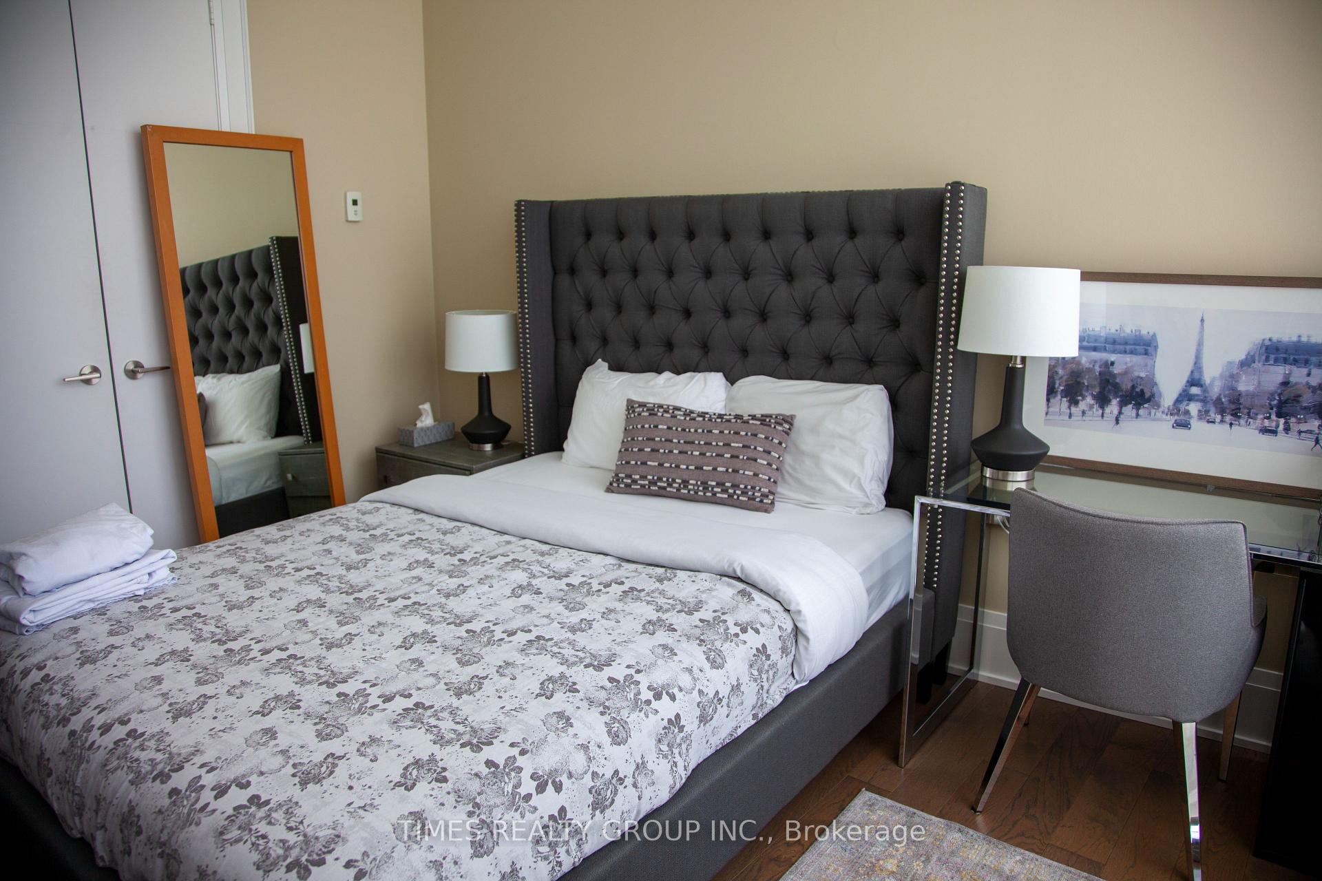 Photo 24 of Unit PH1203, 39 Queens Quay E. Street E, Toronto, Waterfront Communities — HOMEH