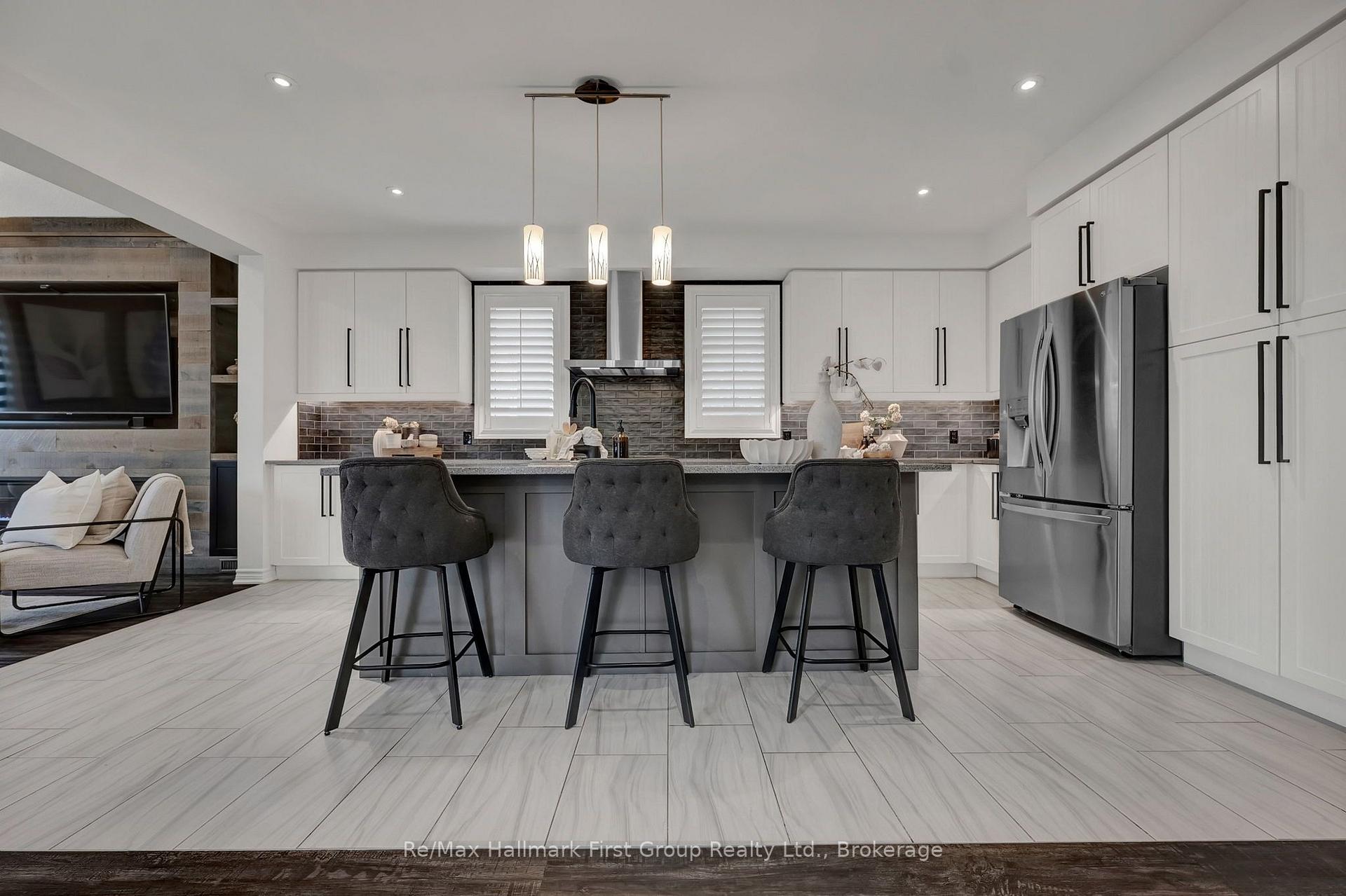 Photo 18 of 112 Roy Nichols Drive, Clarington, Courtice — HOMEH