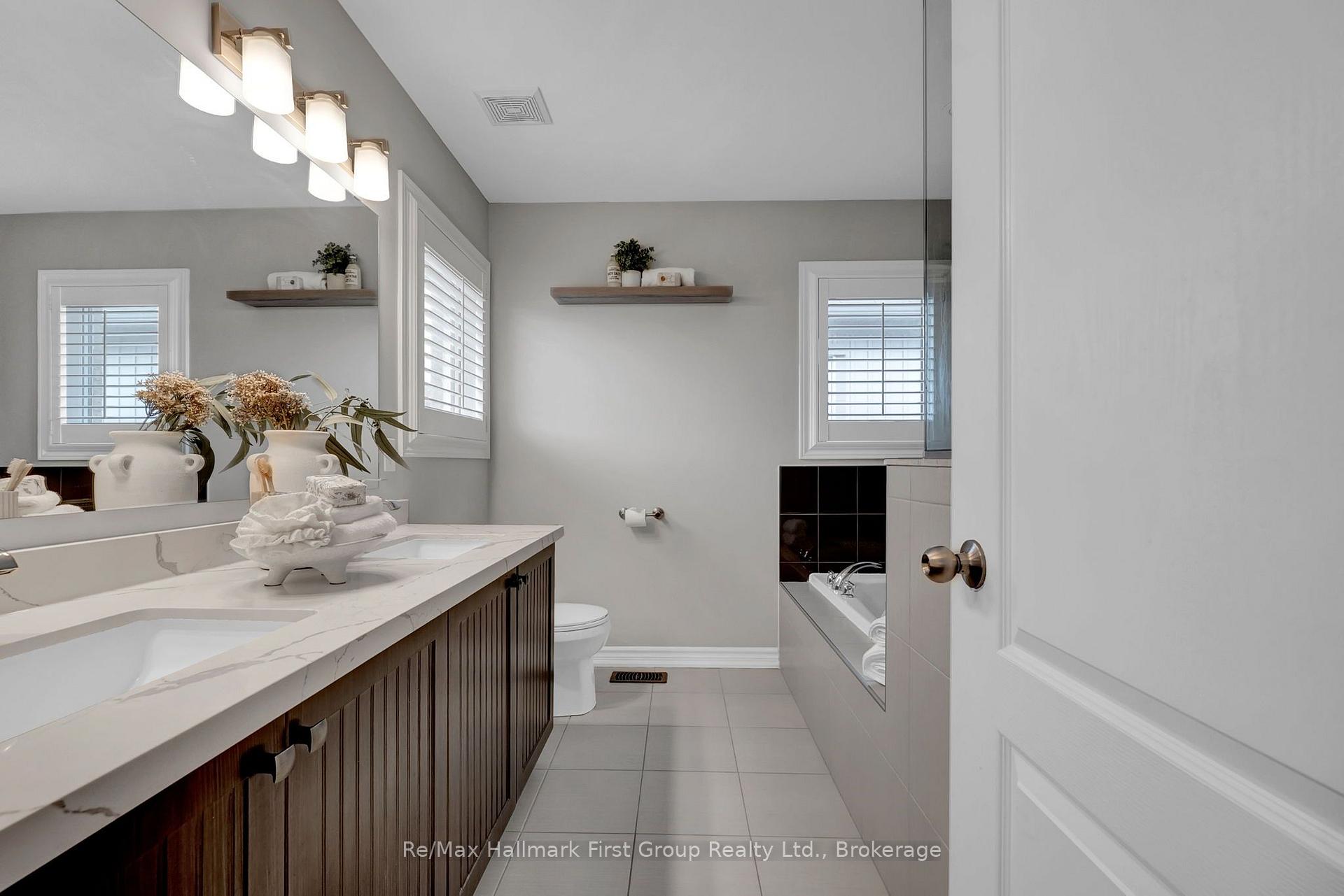 Photo 33 of 112 Roy Nichols Drive, Clarington, Courtice — HOMEH