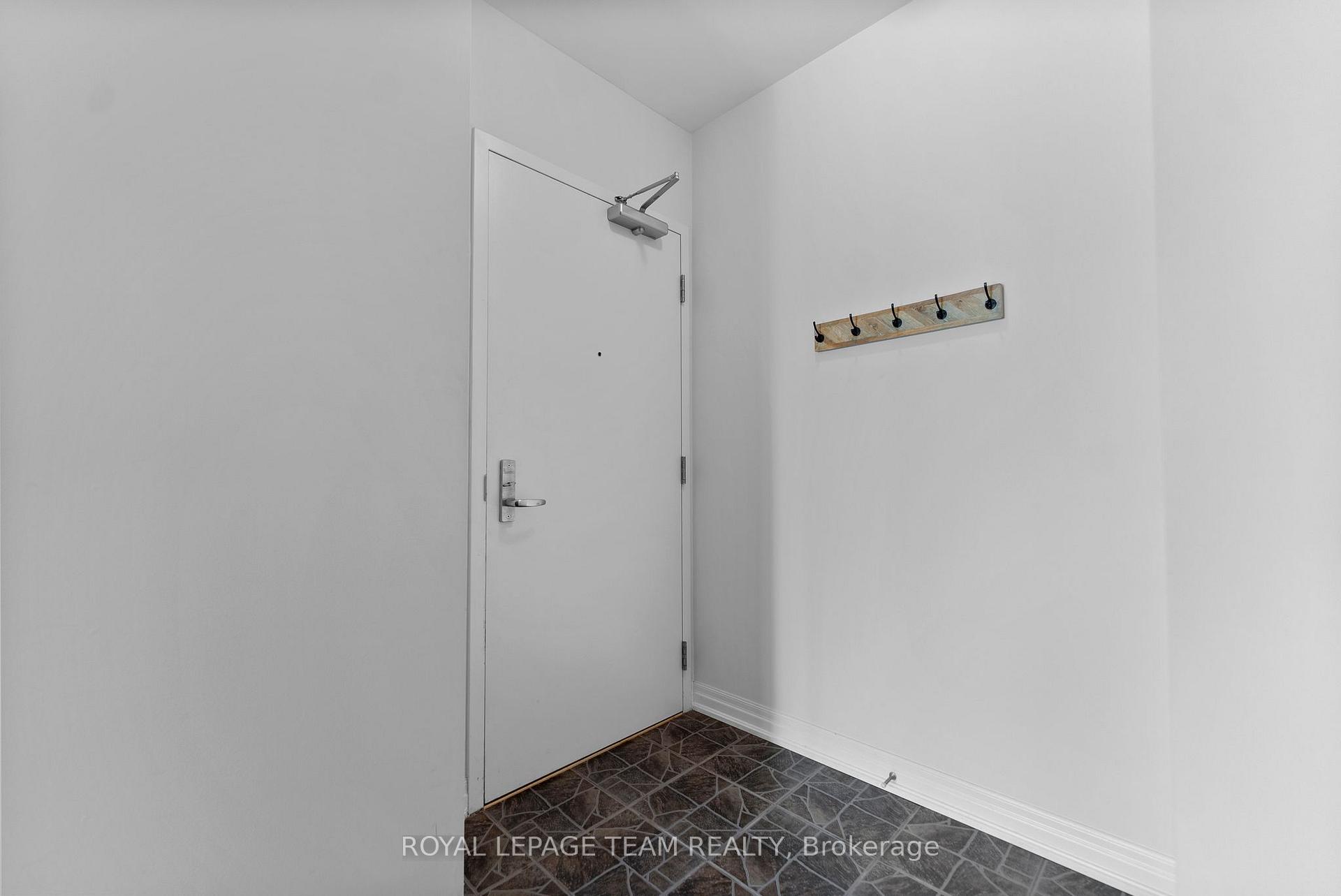 Photo 5 of Unit 506, 90 Landry Street, Ottawa, Vanier — HOMEH