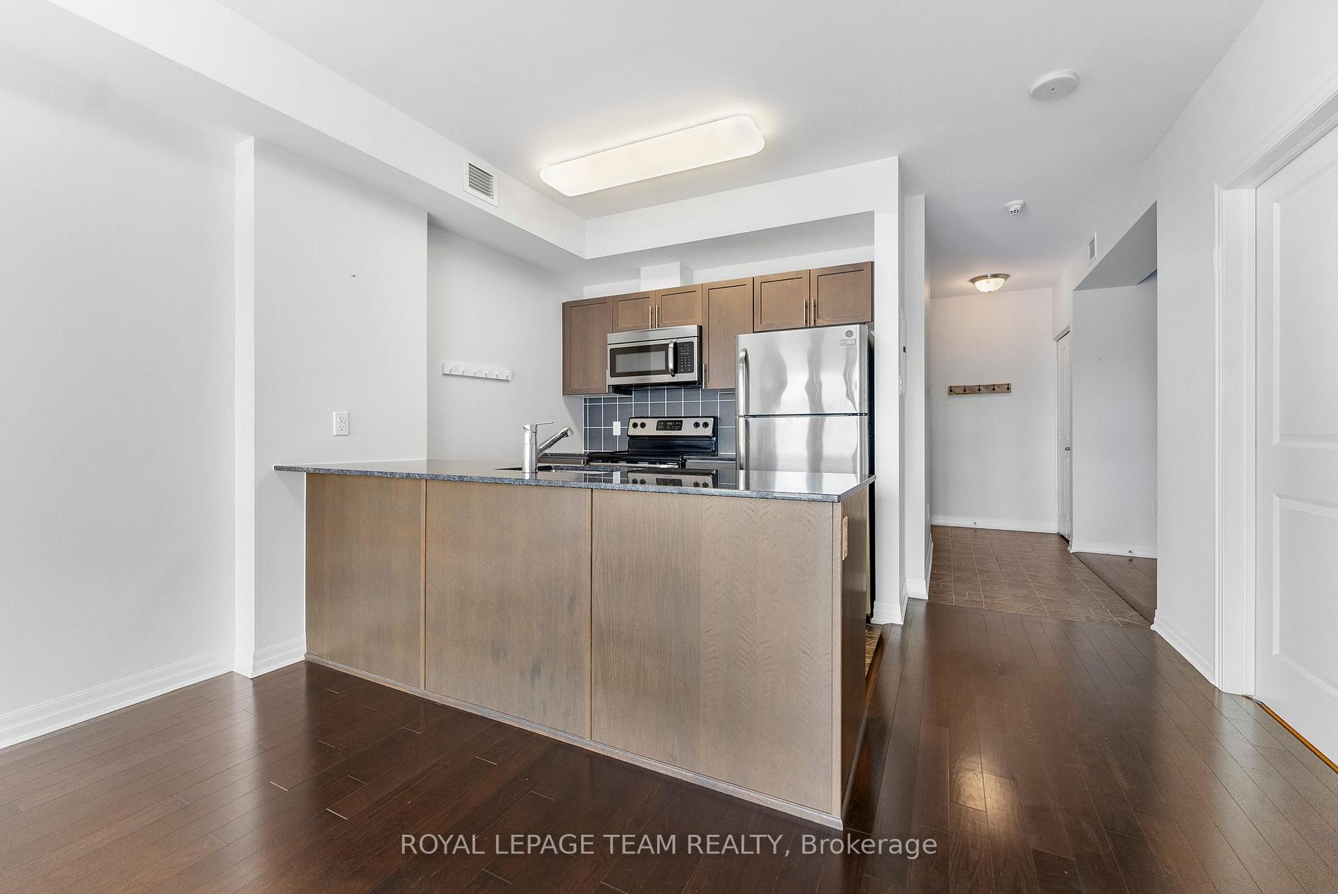 Photo 11 of Unit 506, 90 Landry Street, Ottawa, Vanier — HOMEH