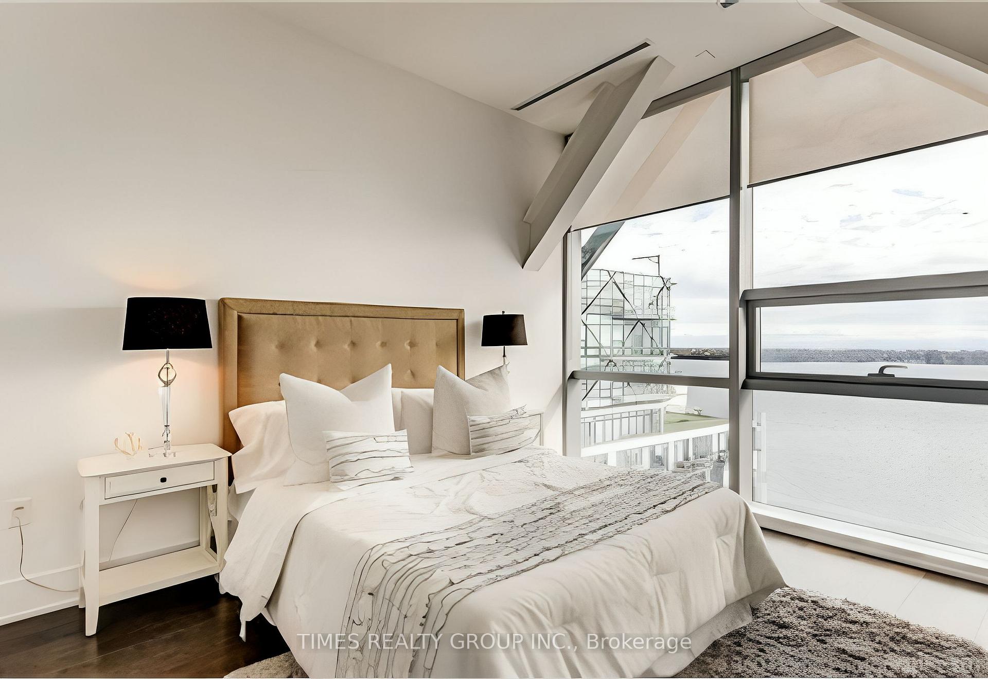 Photo 11 of Unit PH1302, 39 Queens Quay E. Street E, Toronto, Waterfront Communities — HOMEH