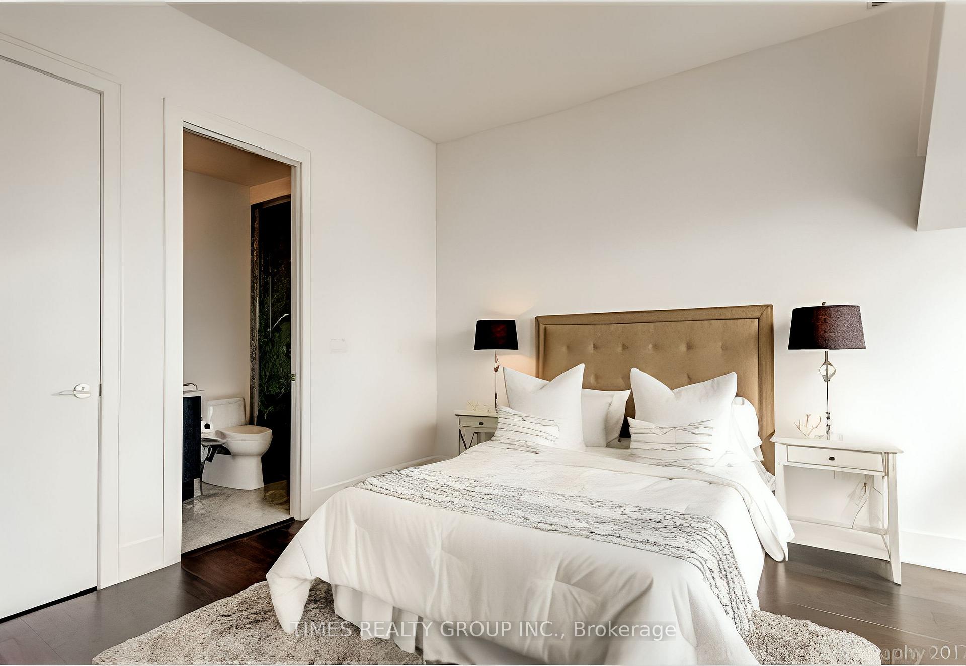 Photo 13 of Unit PH1302, 39 Queens Quay E. Street E, Toronto, Waterfront Communities — HOMEH