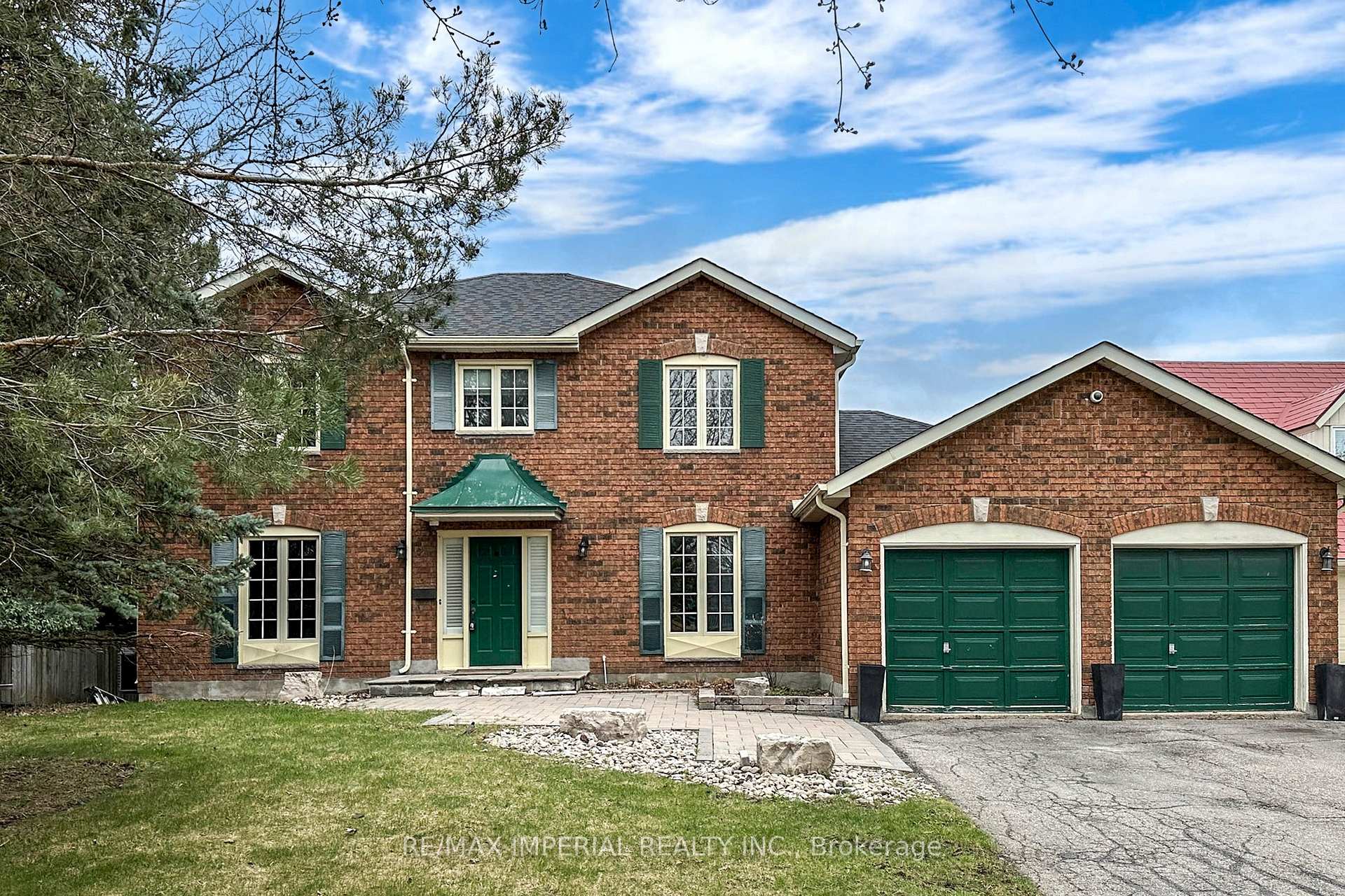 Photo 1 of 2 Craigleith Crescent, Richmond Hill, Oak Ridges Lake Wilcox — HOMEH