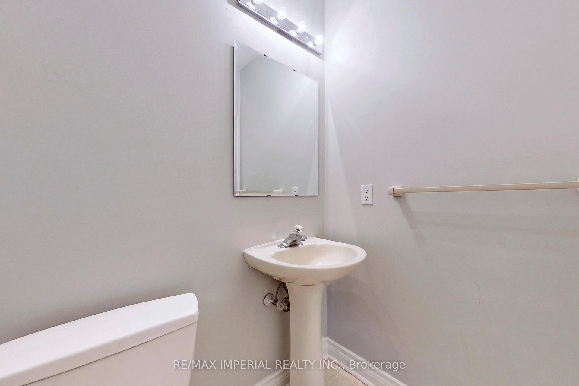 Photo 17 of 2 Craigleith Crescent, Richmond Hill, Oak Ridges Lake Wilcox — HOMEH