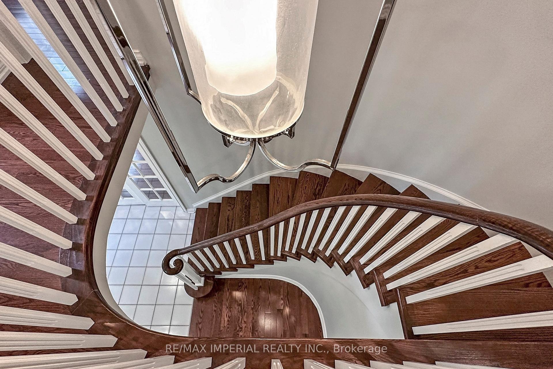 Photo 19 of 2 Craigleith Crescent, Richmond Hill, Oak Ridges Lake Wilcox — HOMEH
