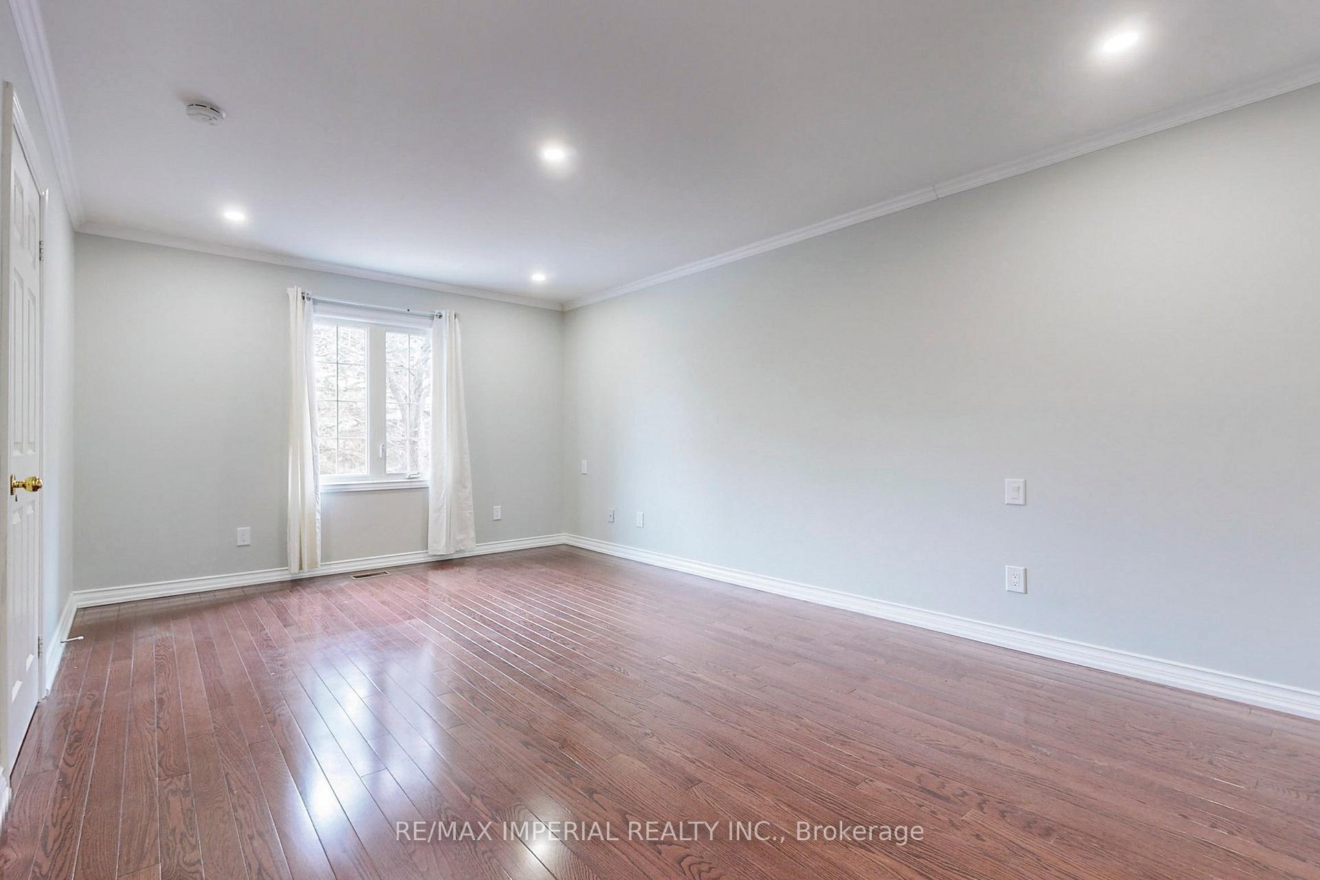 Photo 20 of 2 Craigleith Crescent, Richmond Hill, Oak Ridges Lake Wilcox — HOMEH