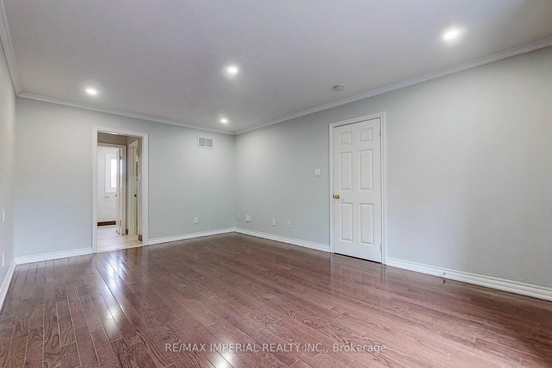 Photo 21 of 2 Craigleith Crescent, Richmond Hill, Oak Ridges Lake Wilcox — HOMEH