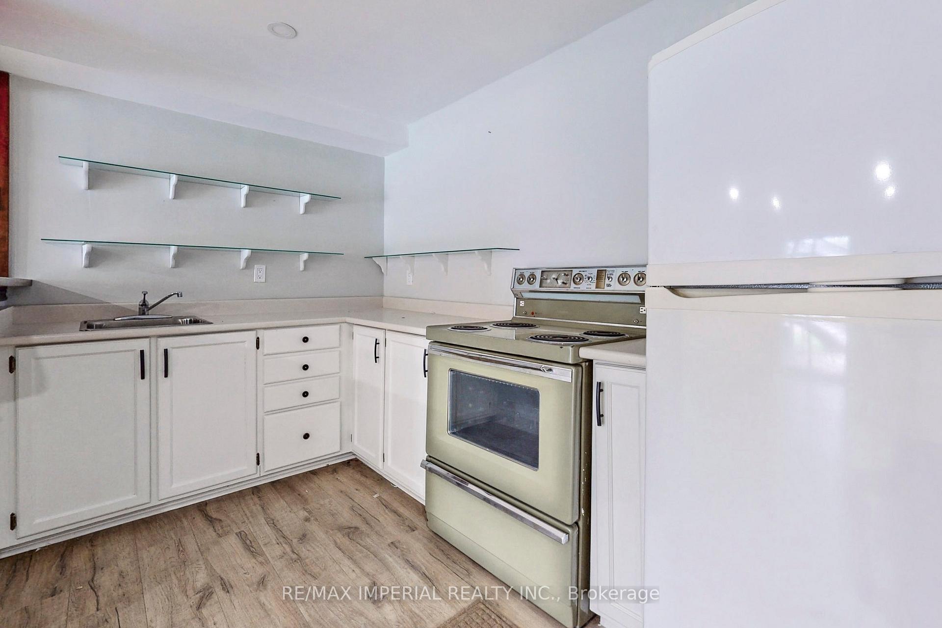 Photo 35 of 2 Craigleith Crescent, Richmond Hill, Oak Ridges Lake Wilcox — HOMEH