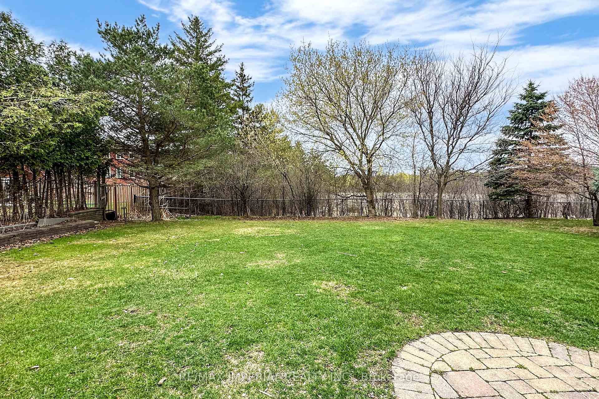 Photo 40 of 2 Craigleith Crescent, Richmond Hill, Oak Ridges Lake Wilcox — HOMEH
