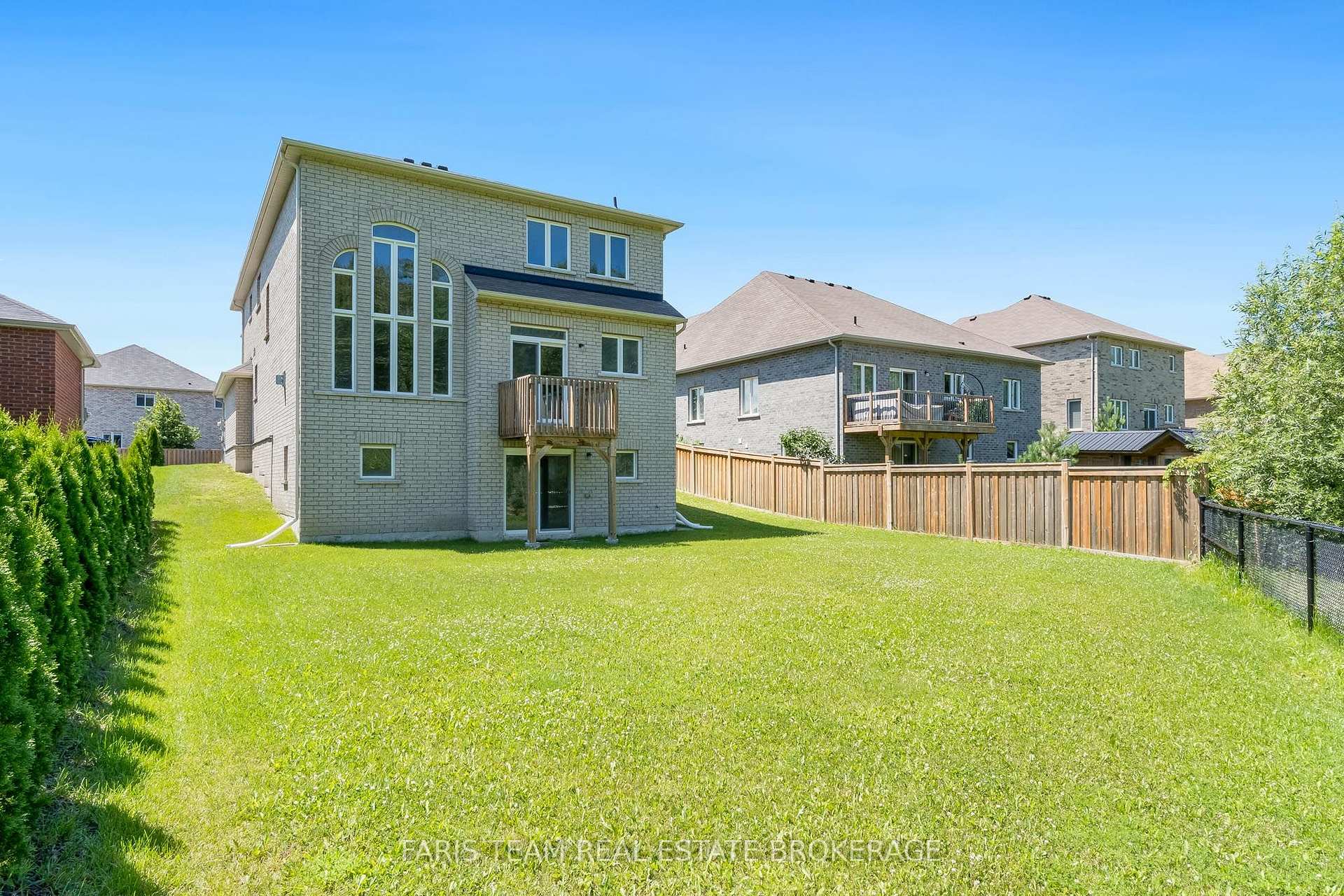 Photo 45 of 33 Pearl Street, Wasaga Beach — HOMEH