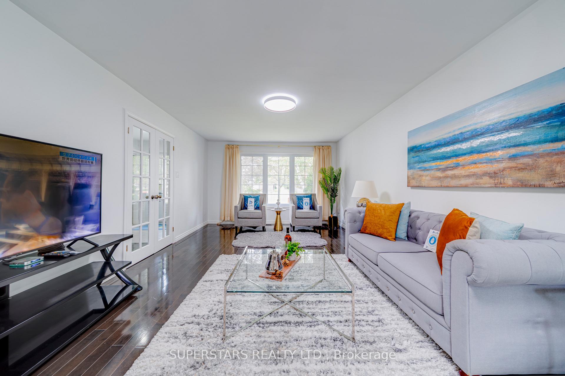 Photo 8 of 38 Sir Galahad Place, Markham, Markham Village — HOMEH