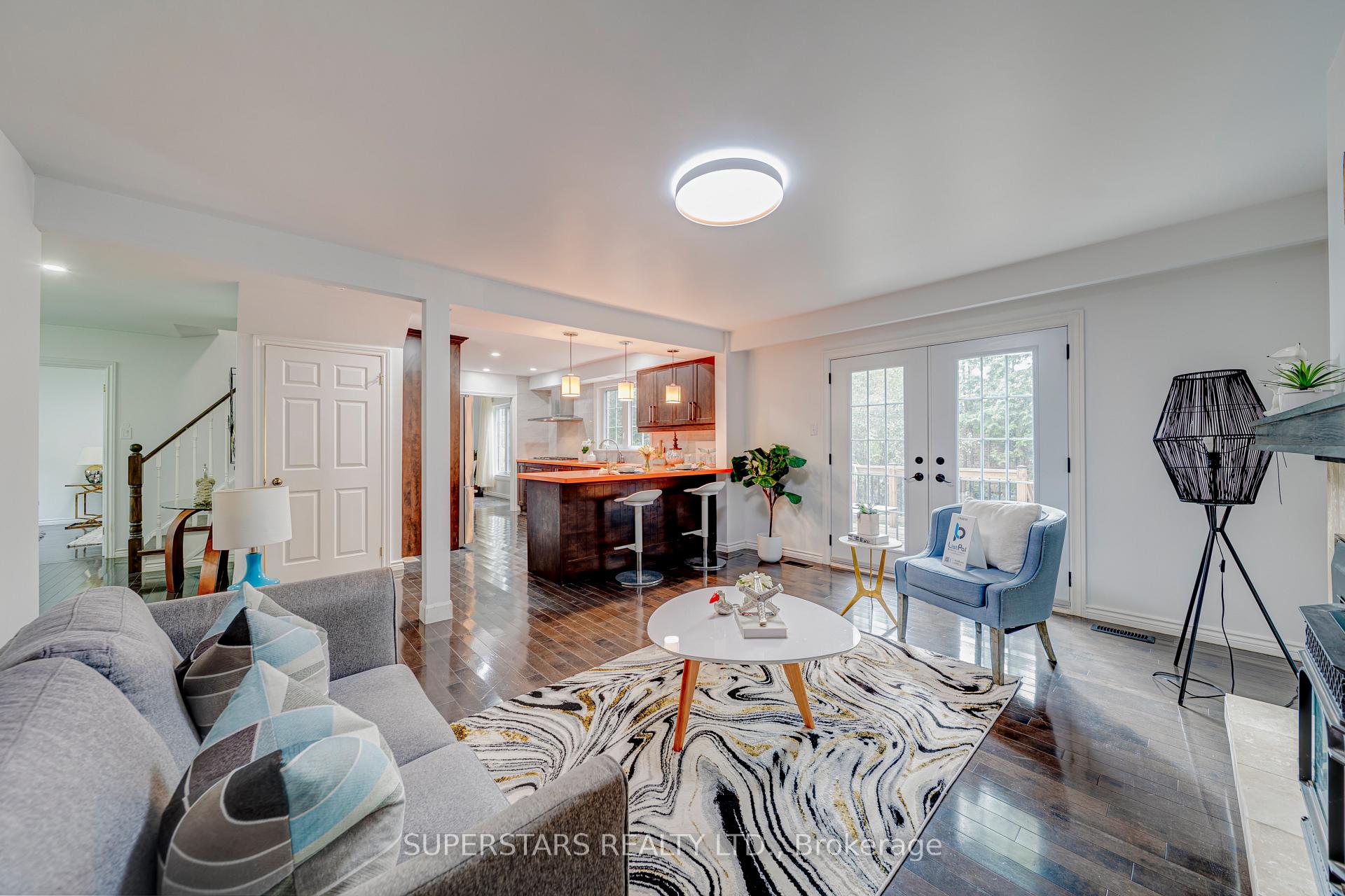 Photo 12 of 38 Sir Galahad Place, Markham, Markham Village — HOMEH