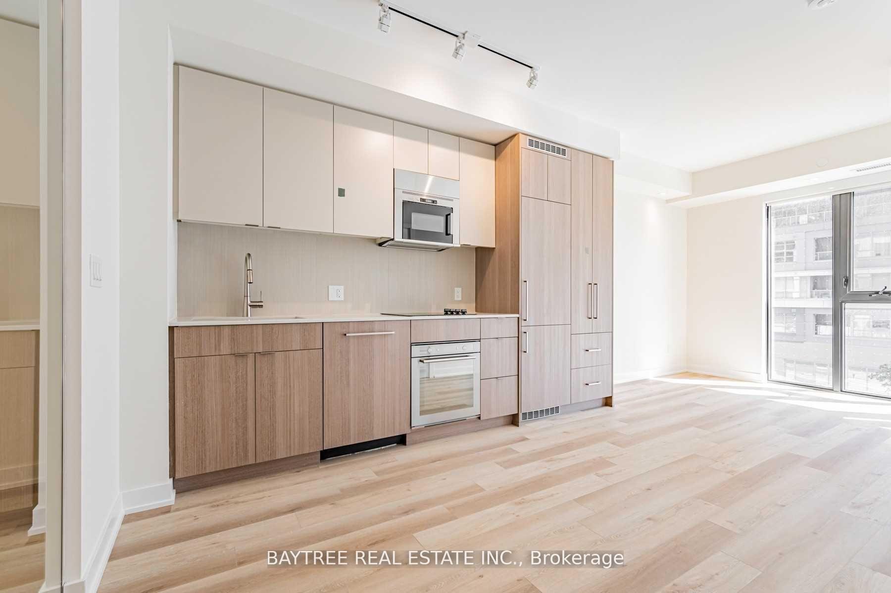 Photo of Unit 414, 840 St Clair Avenue W