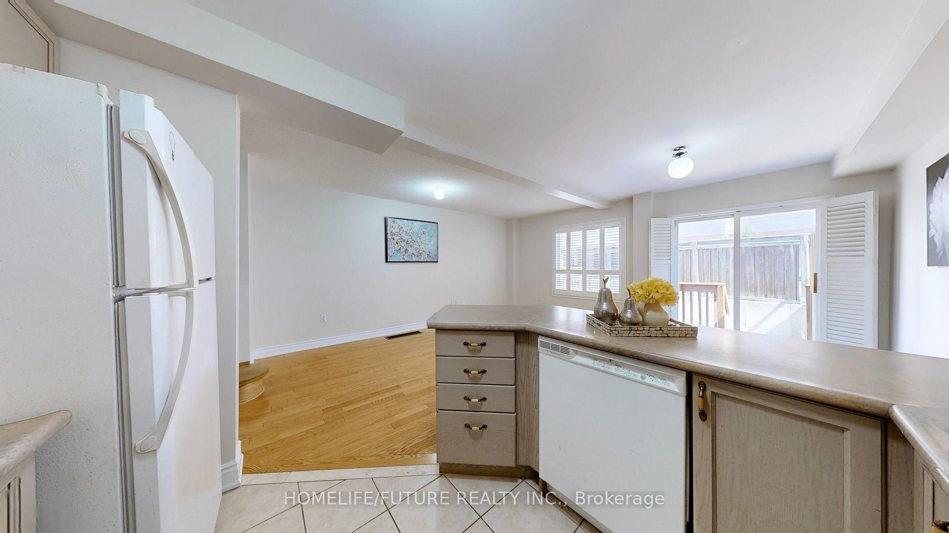 Photo 8 of Unit 47, 435 Middlefield Road, Scarborough, Agincourt North — HOMEH