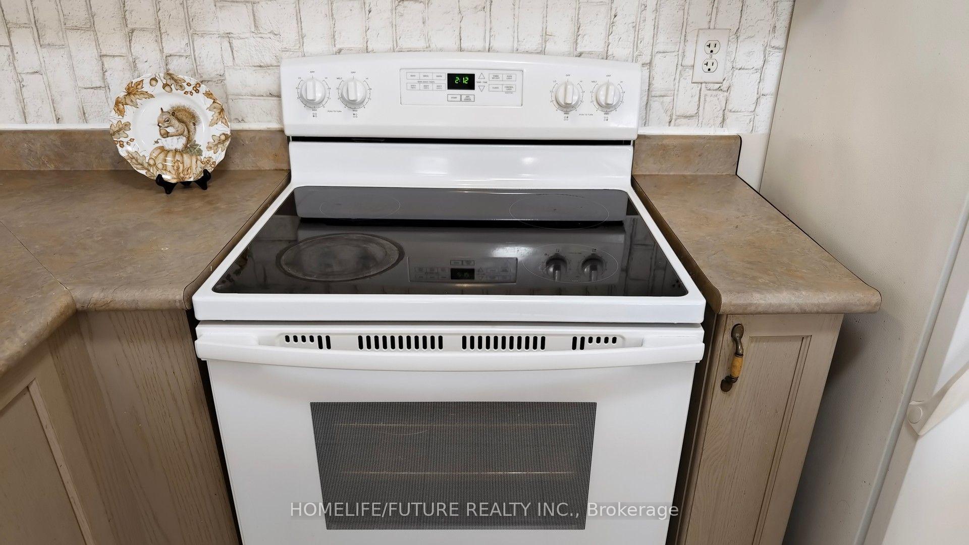 Photo 10 of Unit 47, 435 Middlefield Road, Scarborough, Agincourt North — HOMEH