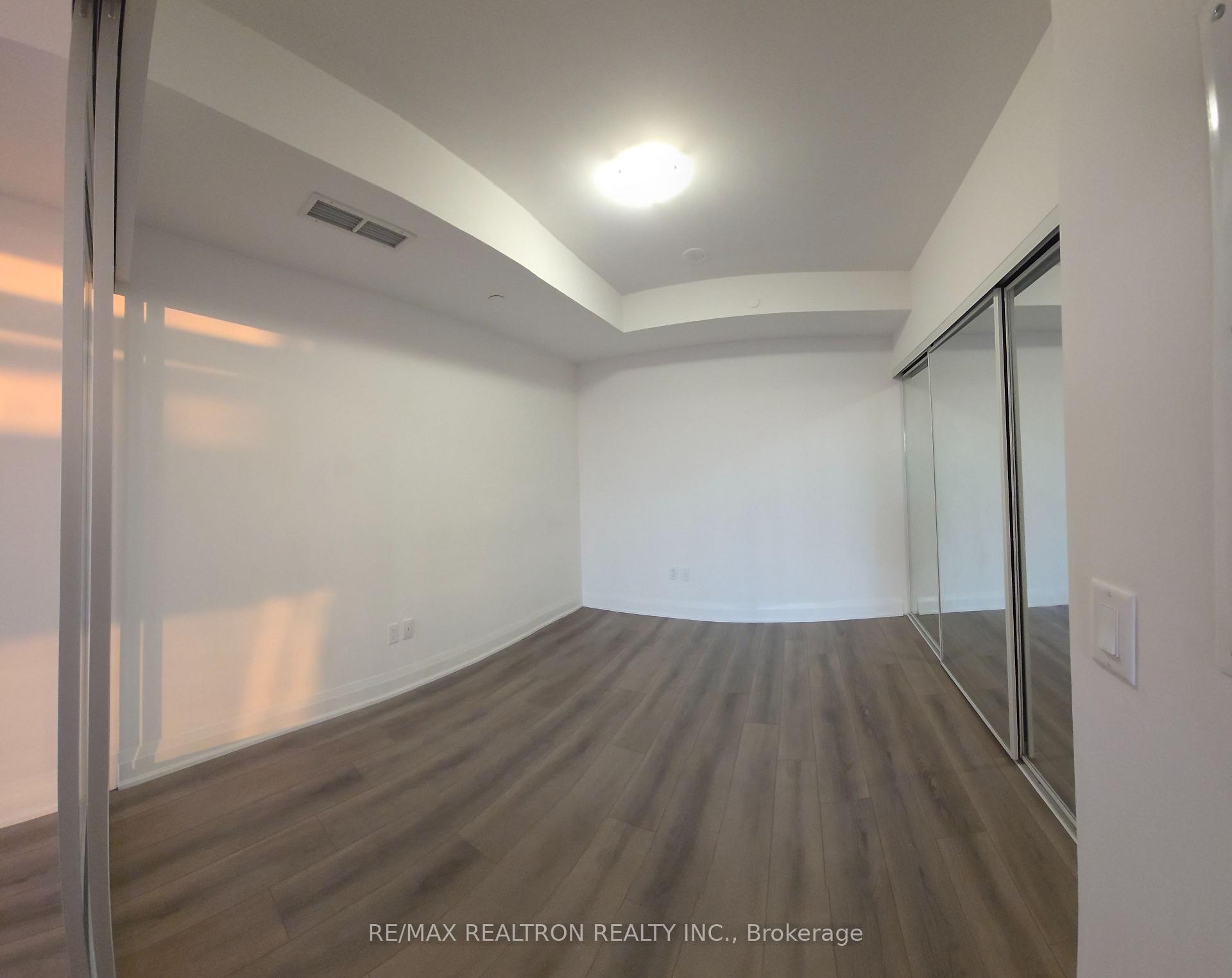 Photo 2 of Unit 709, 10 Gatineau Drive, Vaughan, Beverley Glen — HOMEH