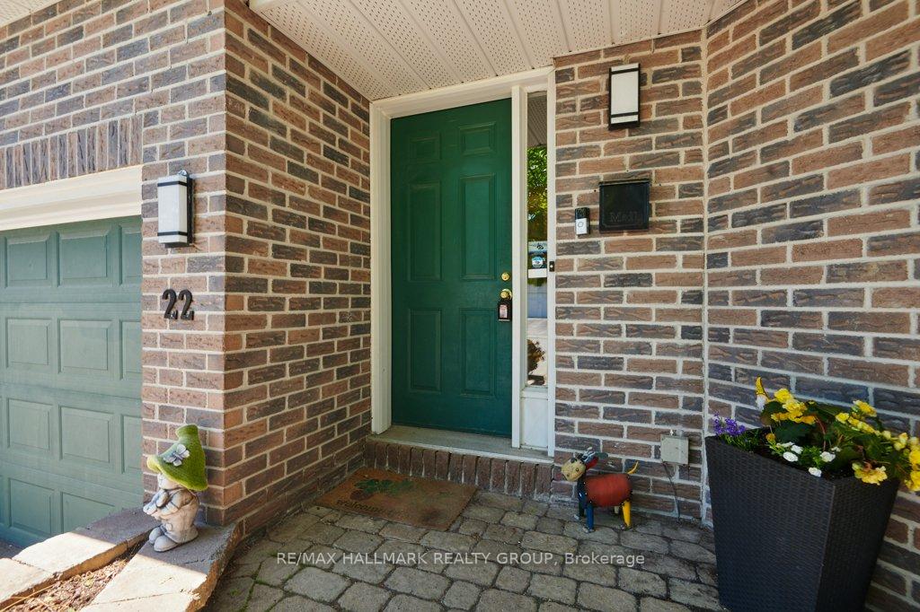 Photo 4 of 22 Terrace Drive, Ottawa, Westcliffe Estates — HOMEH