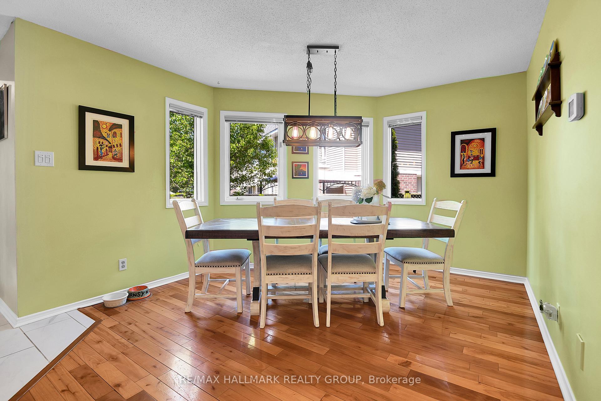 Photo 12 of 22 Terrace Drive, Ottawa, Westcliffe Estates — HOMEH