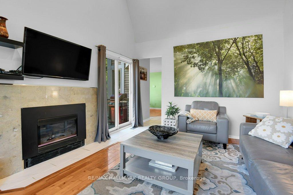 Photo 18 of 22 Terrace Drive, Ottawa, Westcliffe Estates — HOMEH