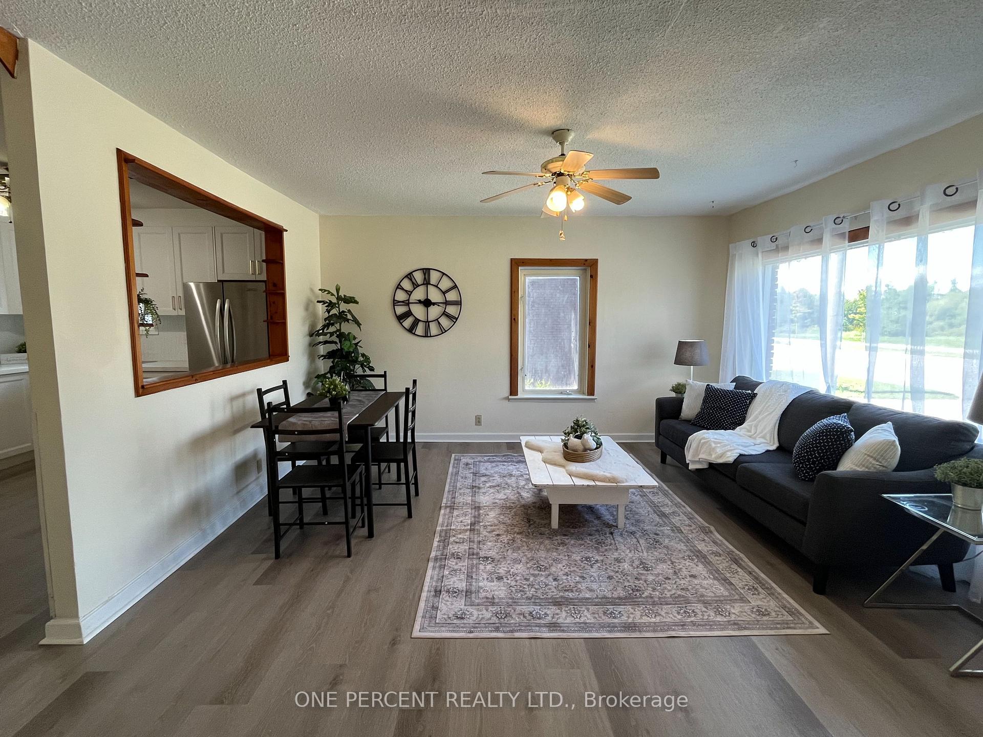 Photo 9 of 177 Atherley Road, Orillia — HOMEH