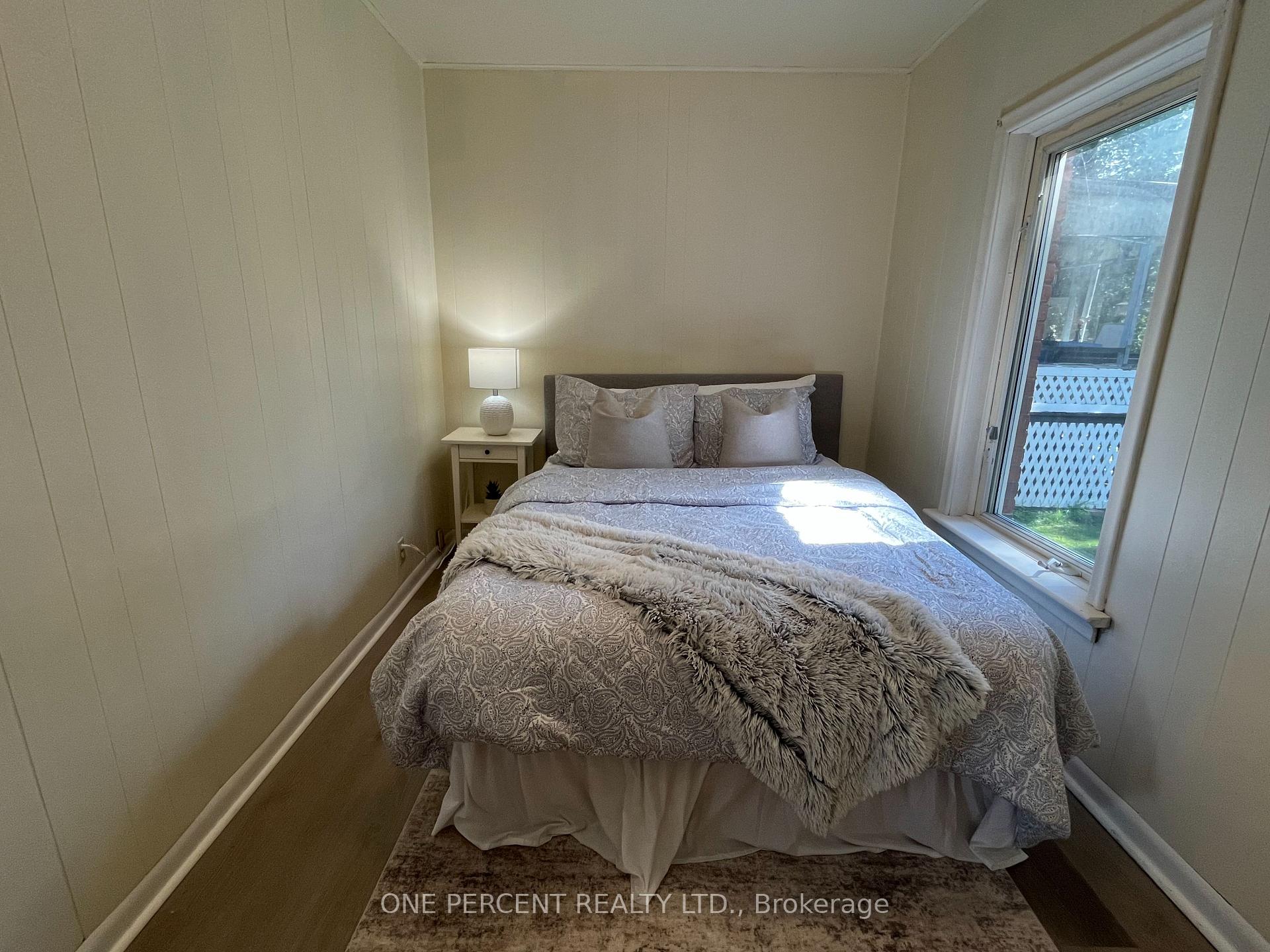 Photo 18 of 177 Atherley Road, Orillia — HOMEH
