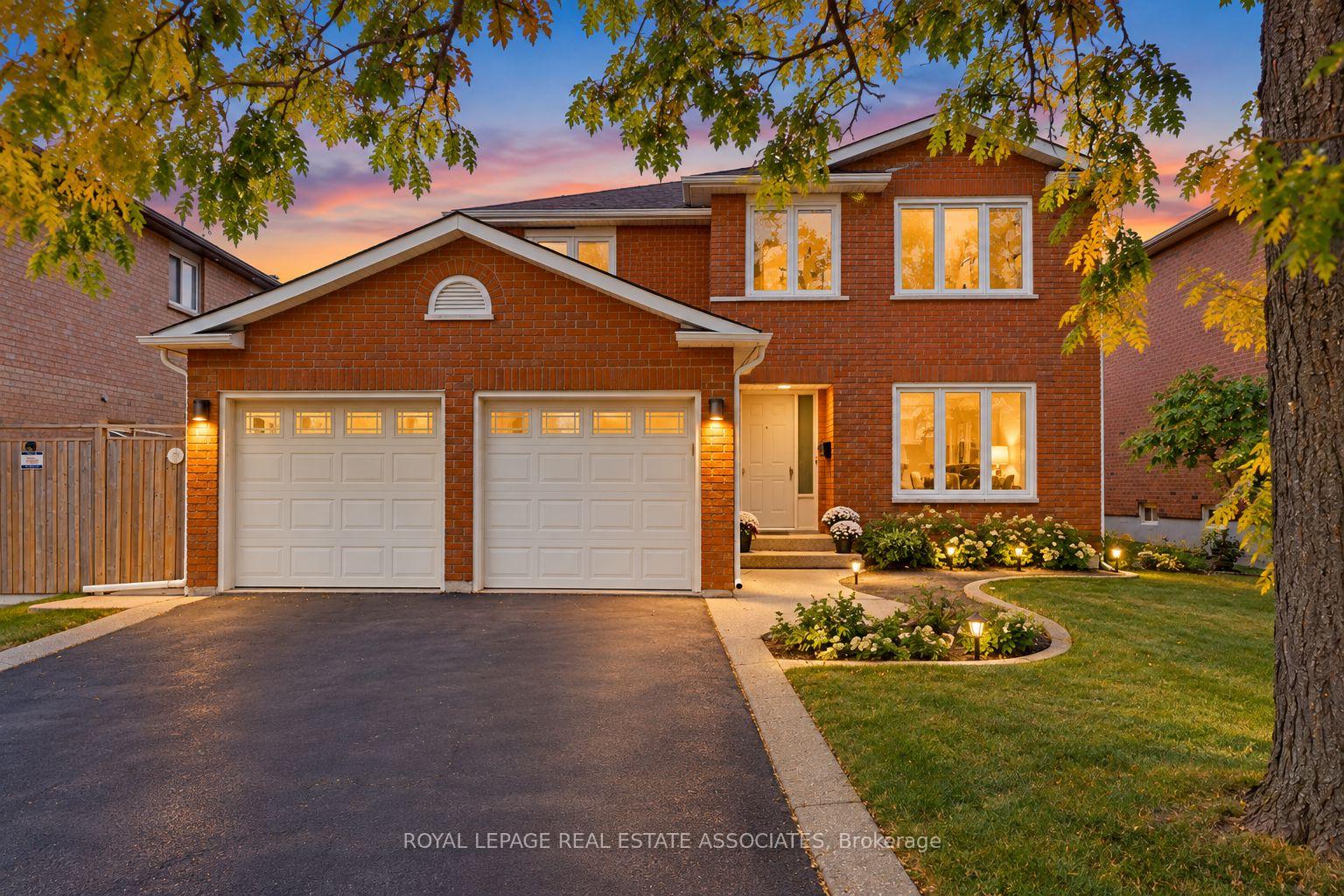Photo 1 of 1410 Wakehurst Crescent, Oakville, Clearview — HOMEH