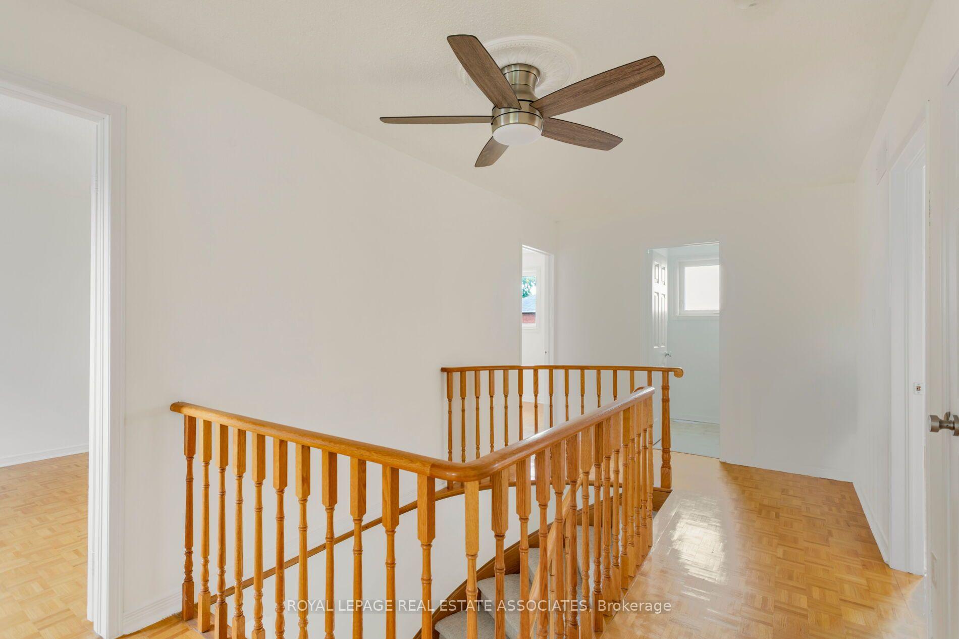 Photo 40 of 1410 Wakehurst Crescent, Oakville, Clearview — HOMEH