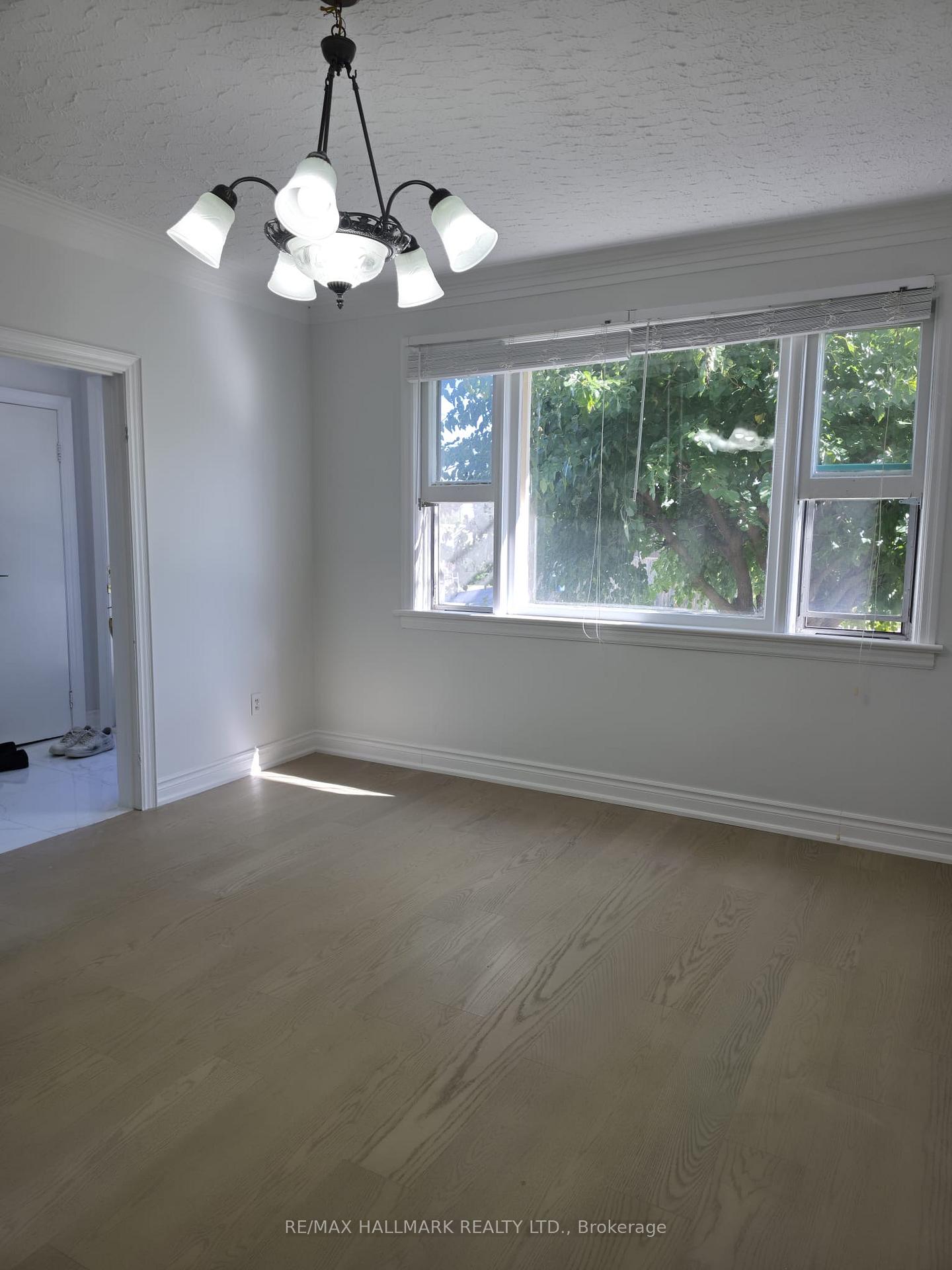 Photo 3 of 980 Glen Street, Oshawa, Lakeview — HOMEH