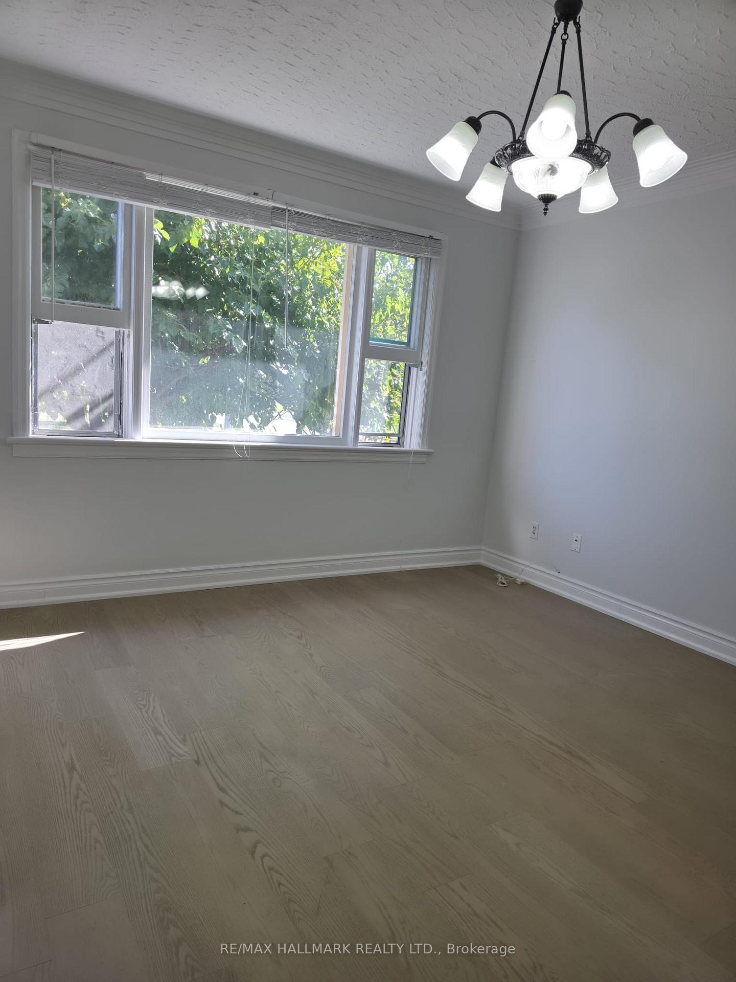 Photo 4 of 980 Glen Street, Oshawa, Lakeview — HOMEH