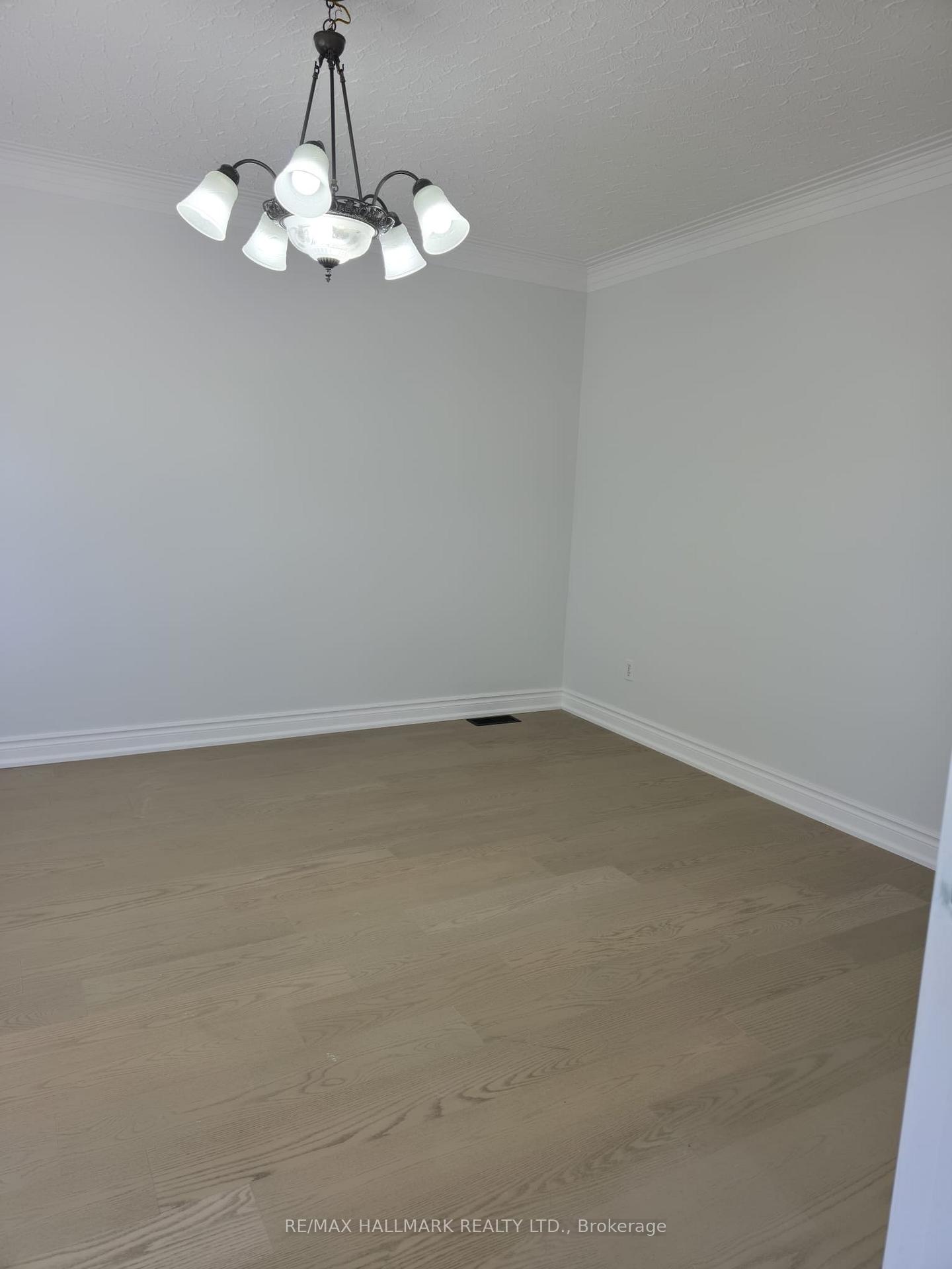 Photo 5 of 980 Glen Street, Oshawa, Lakeview — HOMEH