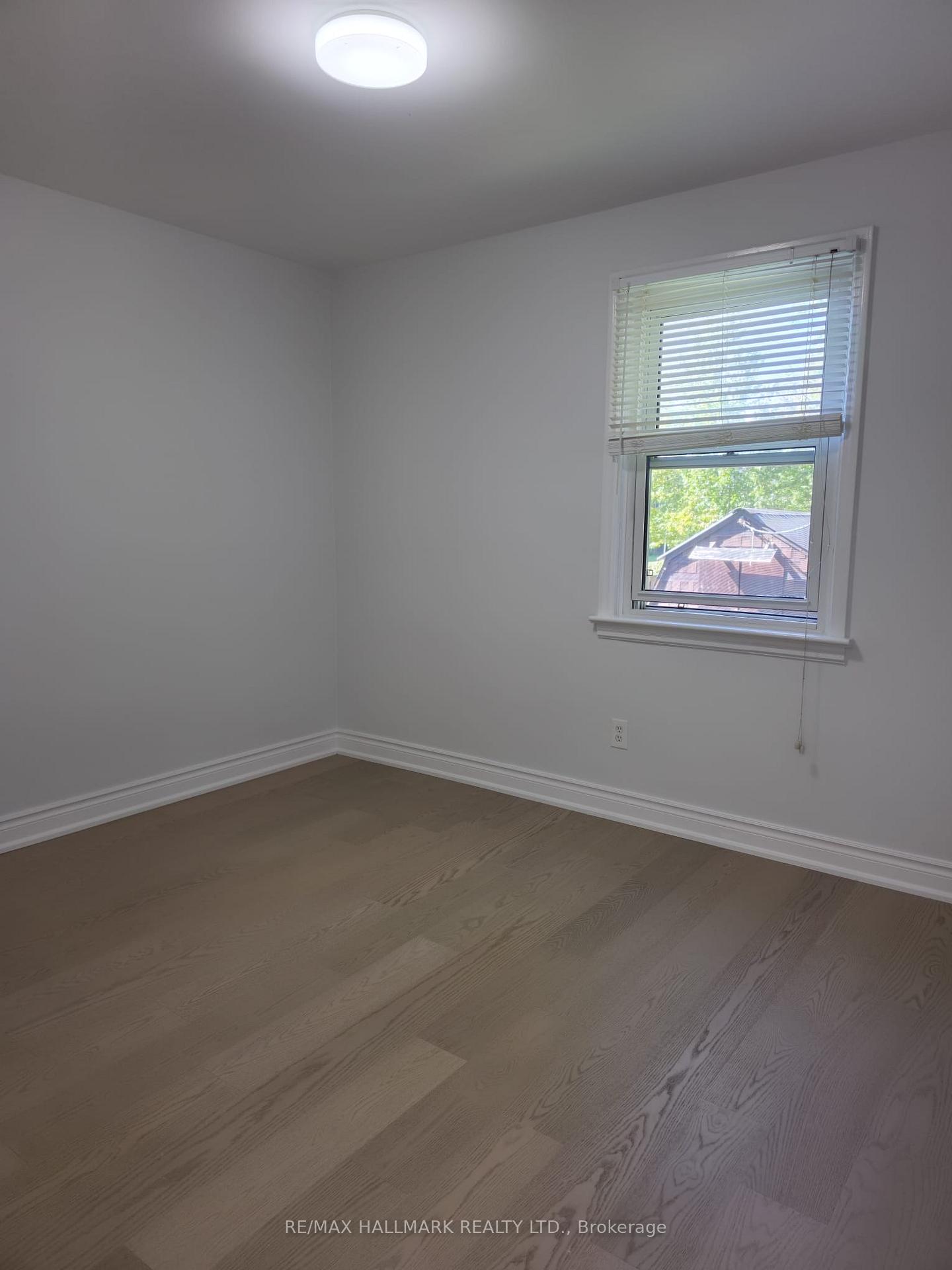 Photo 15 of 980 Glen Street, Oshawa, Lakeview — HOMEH