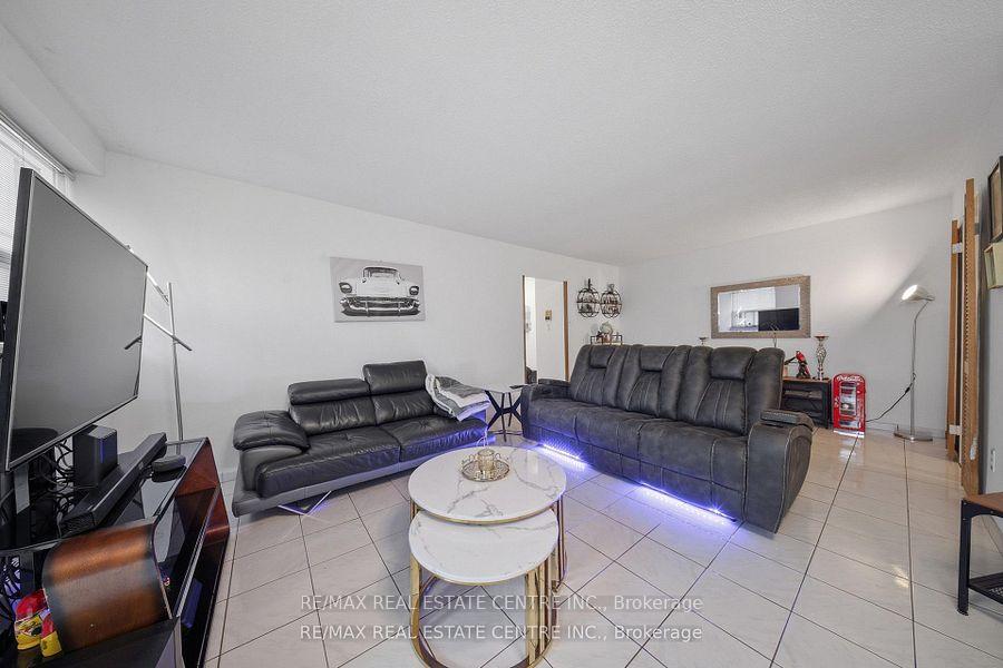 Photo 13 of Unit 207, 3577 Derry Road, Mississauga, Malton — HOMEH