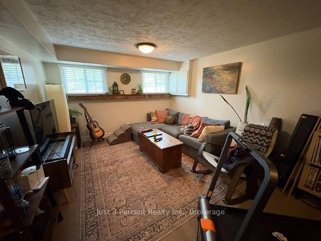 Photo 27 of 1558 Treetop Road, Peterborough, Monaghan Ward 2 — HOMEH