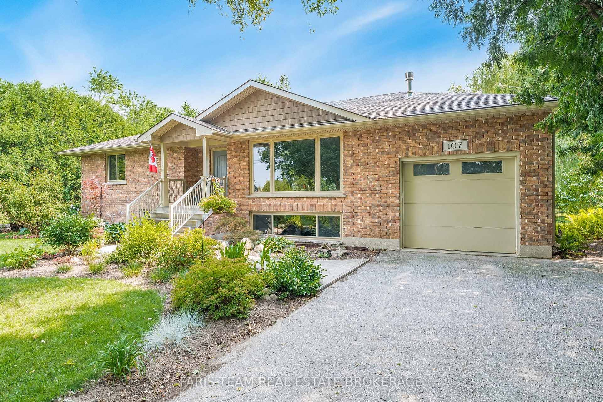 Photo 1 of 107 George Street, Clearview, Creemore — HOMEH