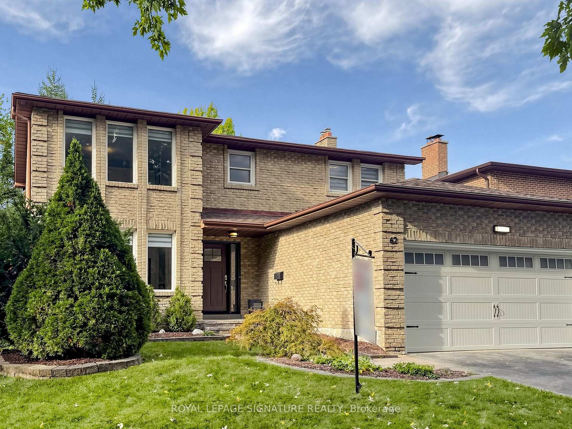 Photo 3 of 62 Emeline Crescent, Markham, Markham Village — HOMEH