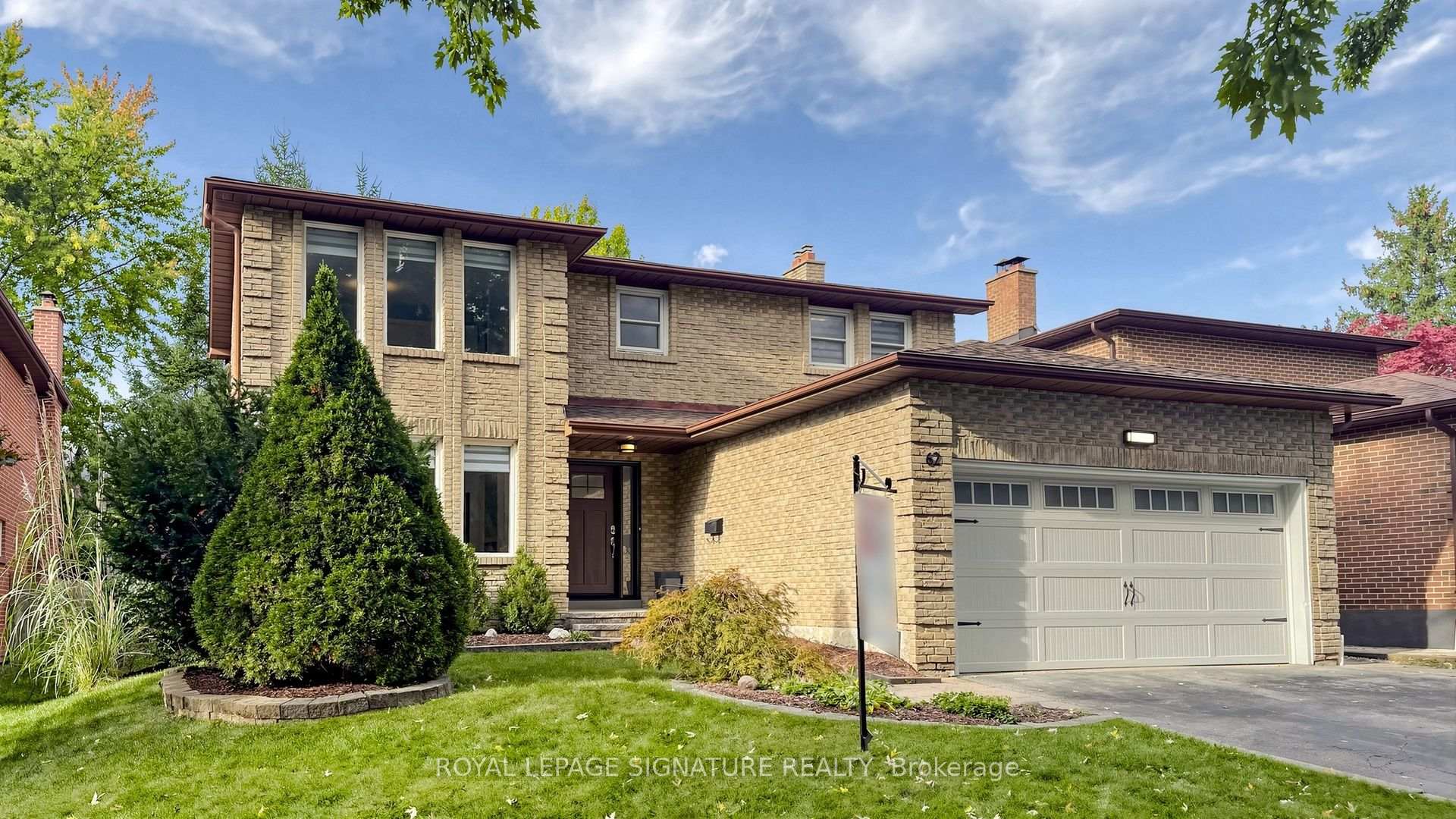 Photo 4 of 62 Emeline Crescent, Markham, Markham Village — HOMEH
