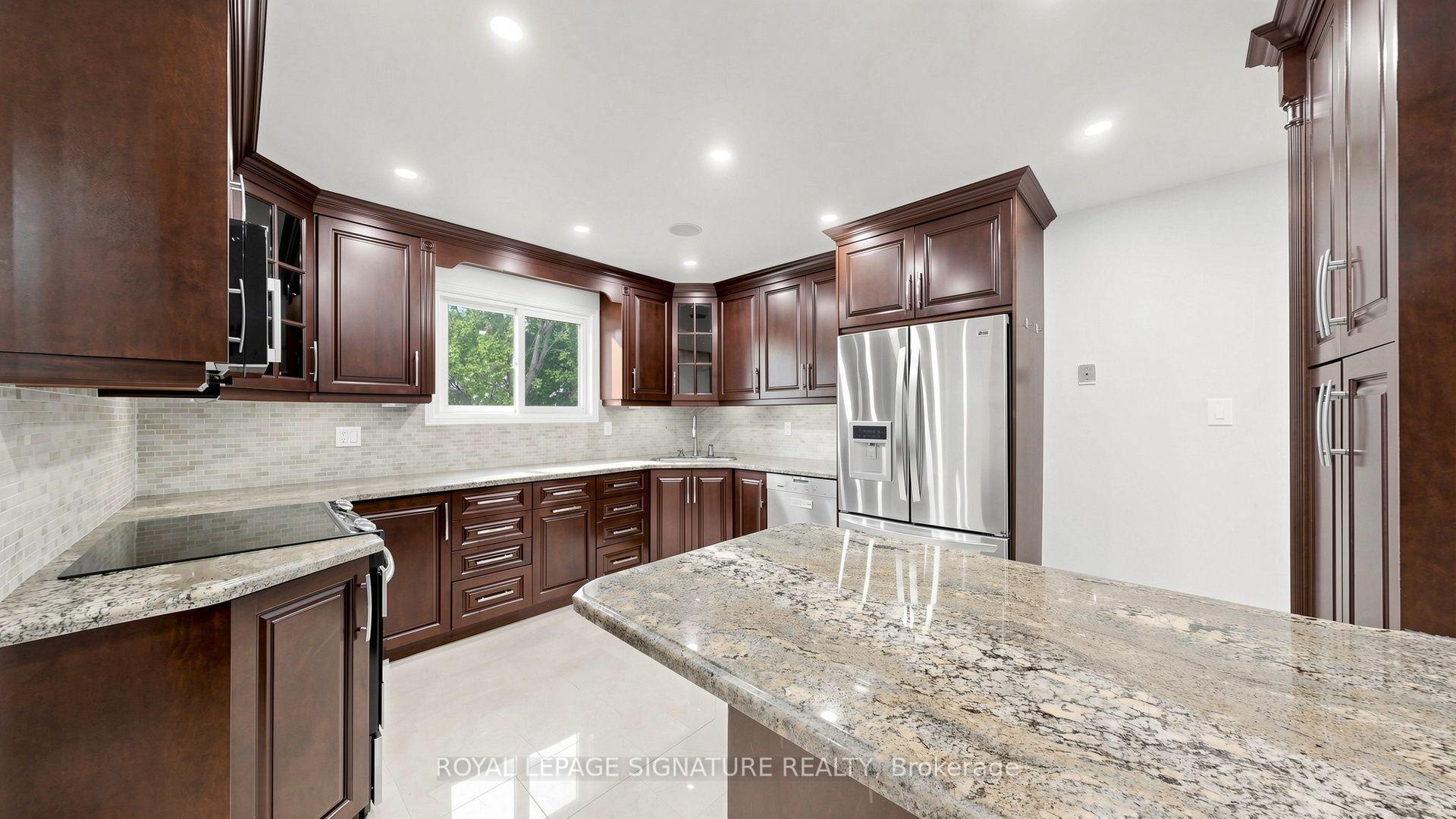 Photo 32 of 62 Emeline Crescent, Markham, Markham Village — HOMEH