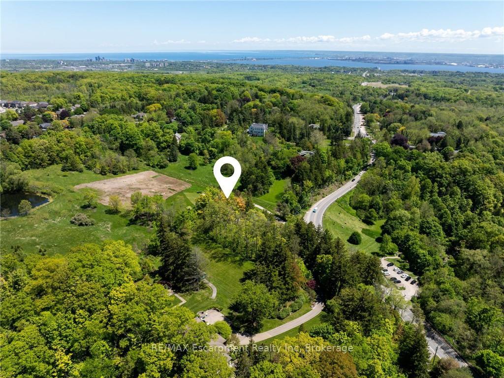 Photo 7 of 193 Mill Street S, Hamilton, Waterdown — HOMEH