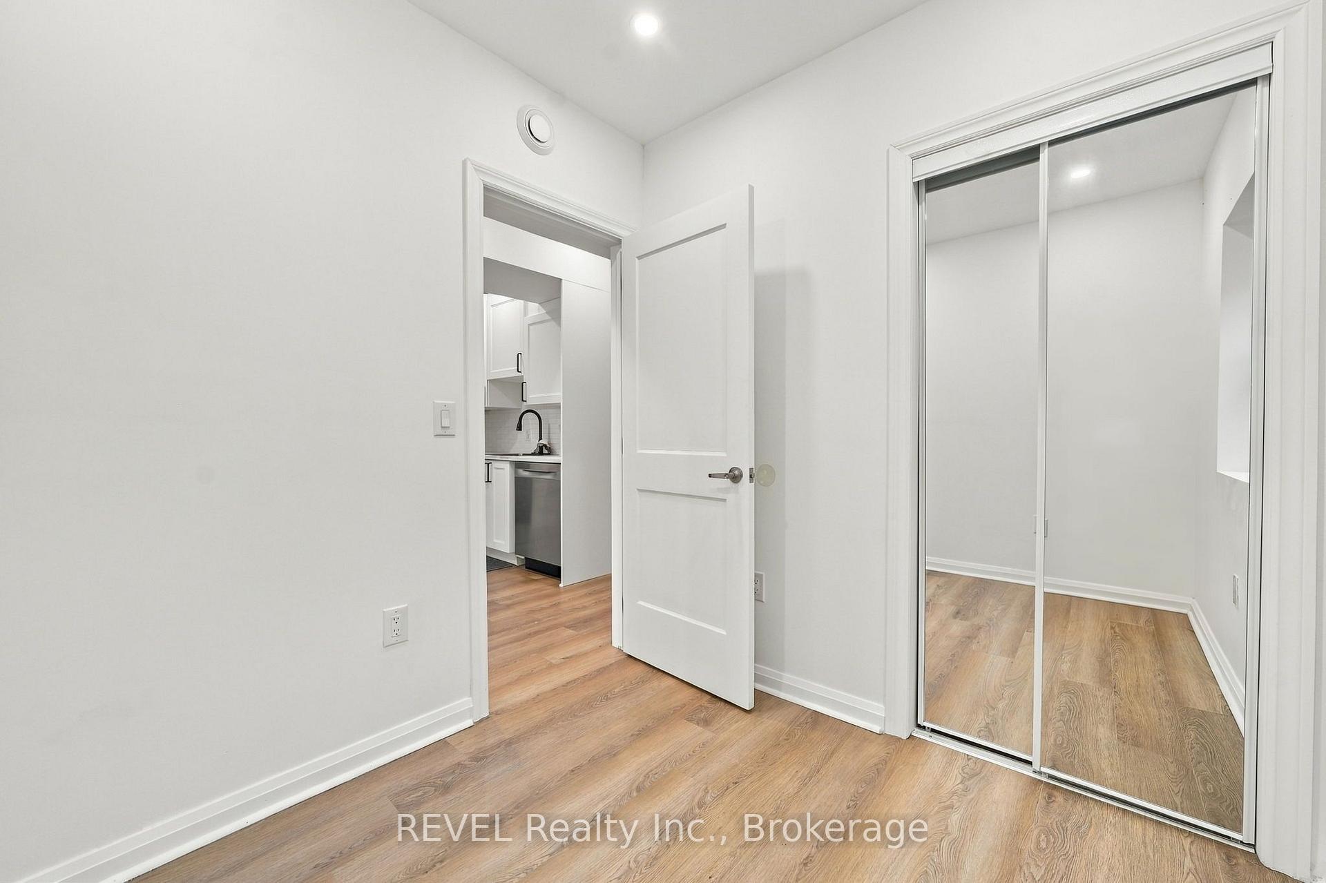 Photo 9 of 533A Carlton Street, St. Catharines, Carlton/Bunting — HOMEH