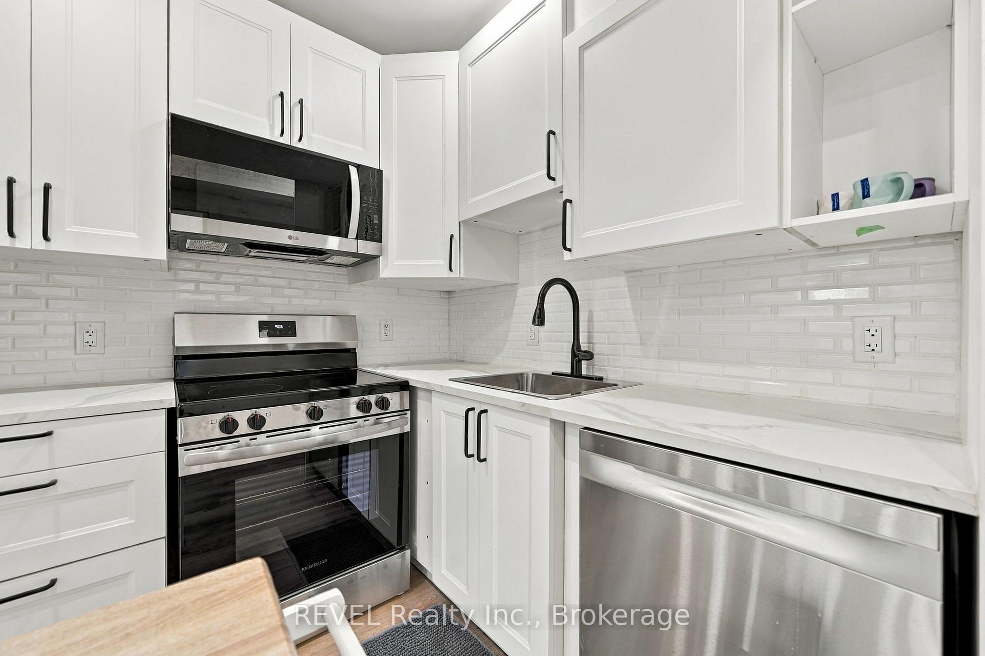 Photo 17 of 533A Carlton Street, St. Catharines, Carlton/Bunting — HOMEH