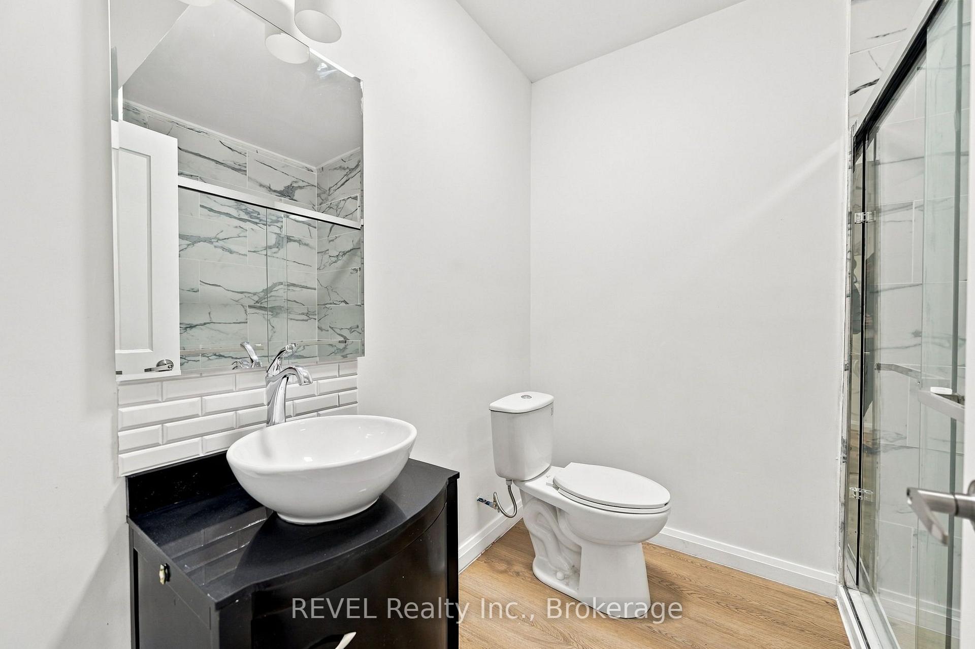 Photo 23 of 533A Carlton Street, St. Catharines, Carlton/Bunting — HOMEH